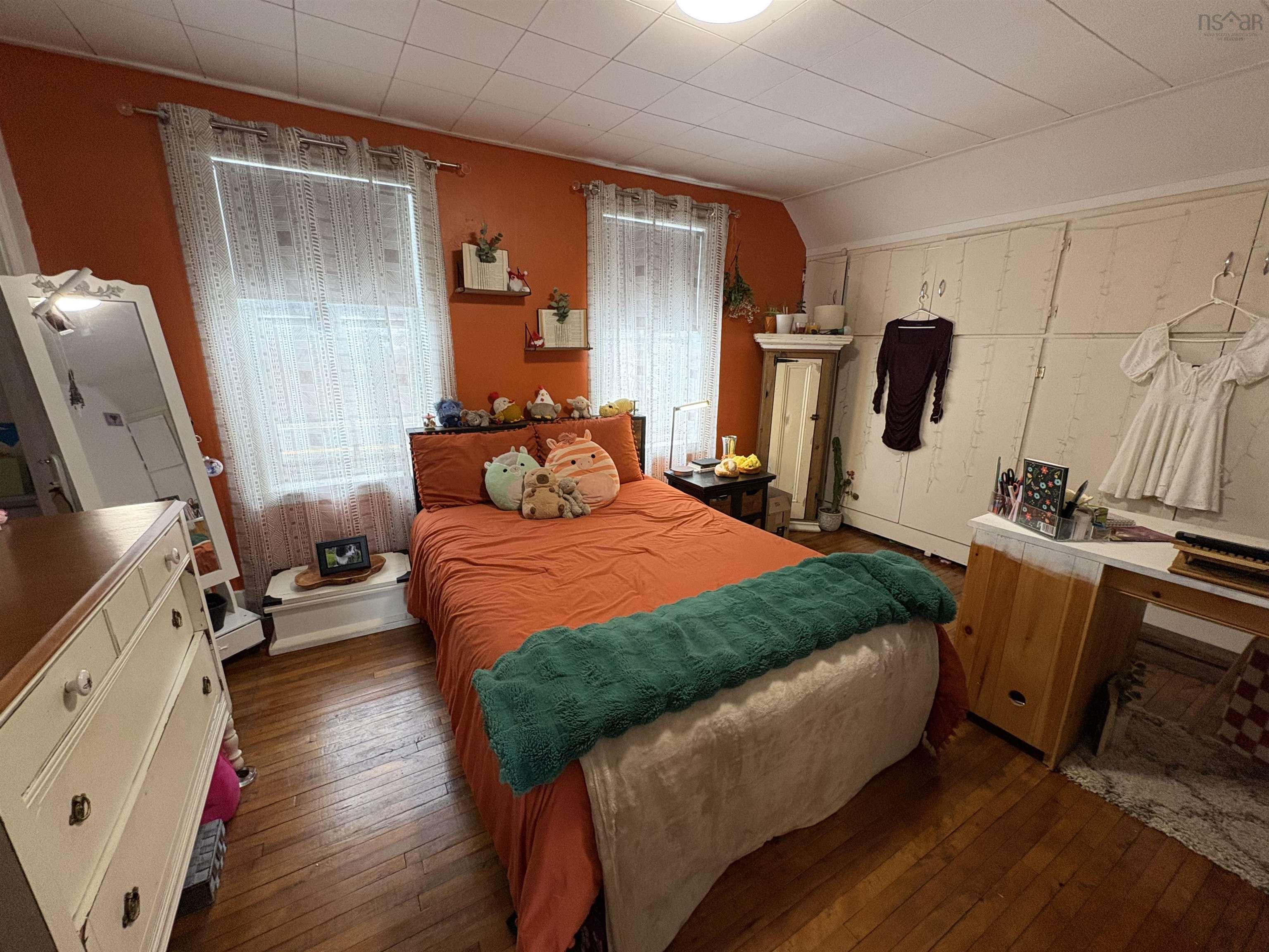 $249,000.00: 535 East River East Side Road, Glencoe