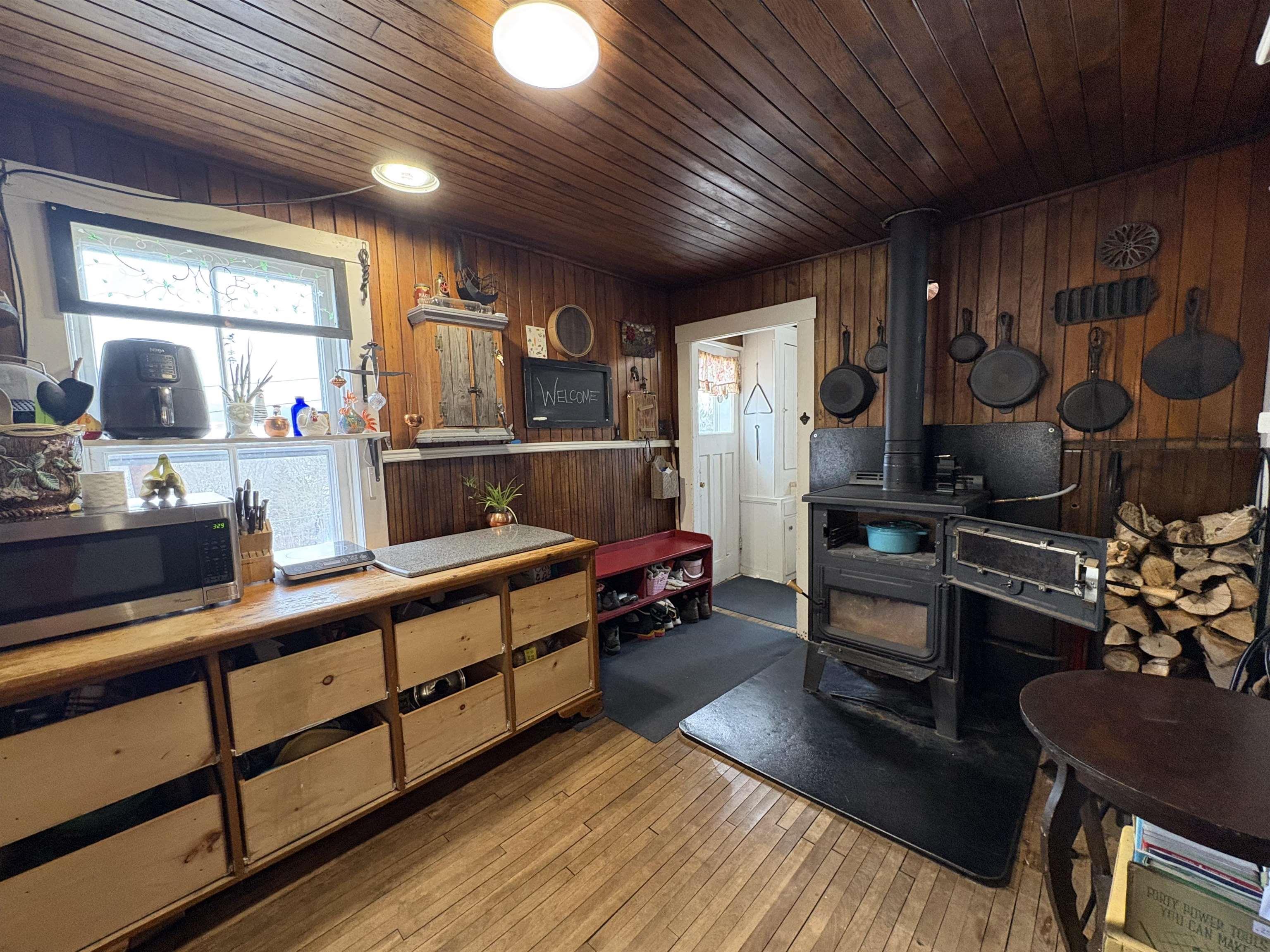 $249,000.00: 535 East River East Side Road, Glencoe