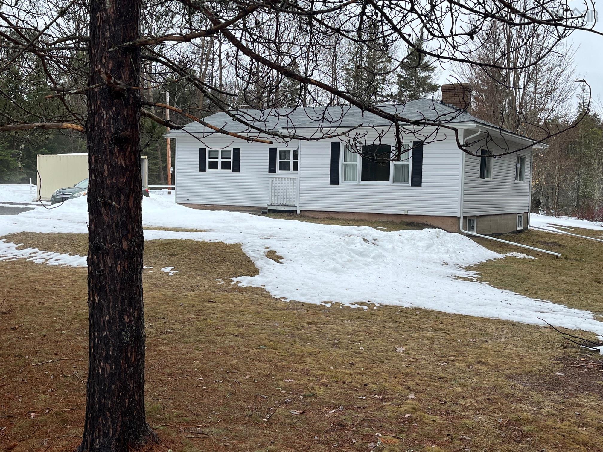 $300,000.00: 3615-3621 Gairloch road Union Centre NS Road, Union Centre