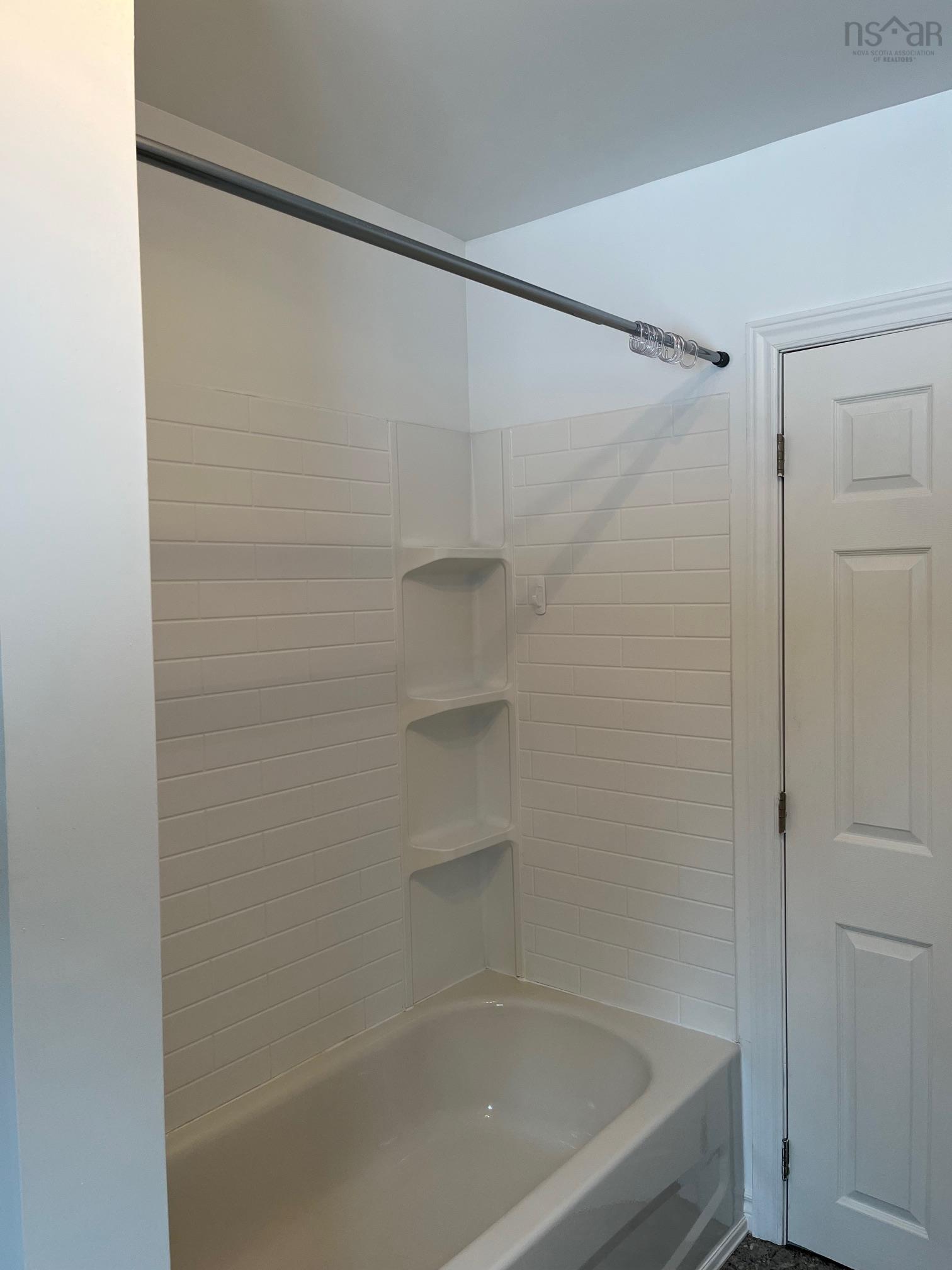 $300,000.00: 3615-3621 Gairloch road Union Centre NS Road, Union Centre