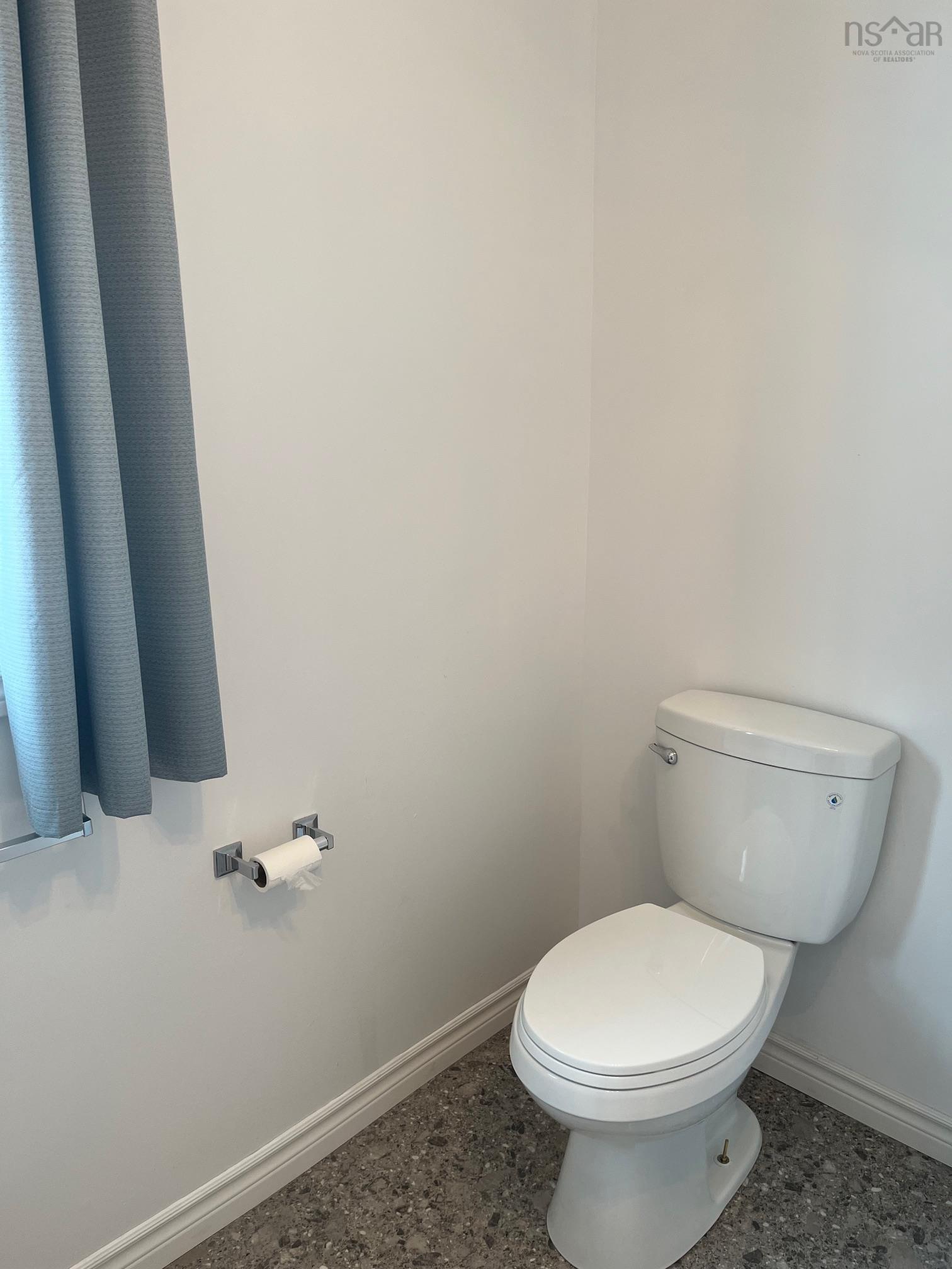 $300,000.00: 3615-3621 Gairloch road Union Centre NS Road, Union Centre