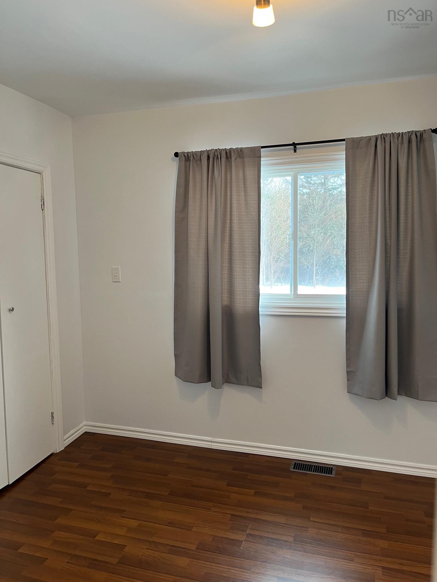 $300,000.00: 3615-3621 Gairloch road Union Centre NS Road, Union Centre