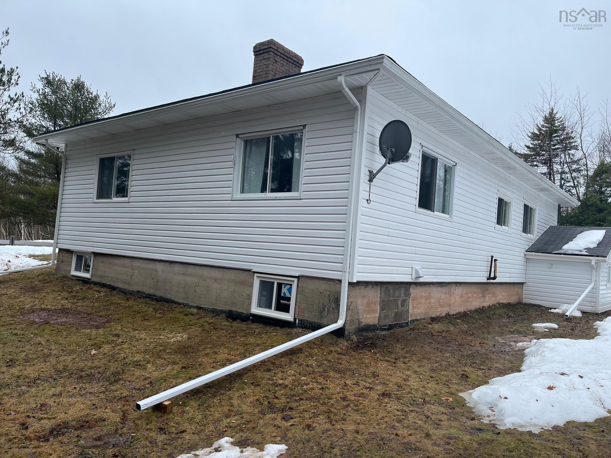 $300,000.00: 3615-3621 Gairloch road Union Centre NS Road, Union Centre