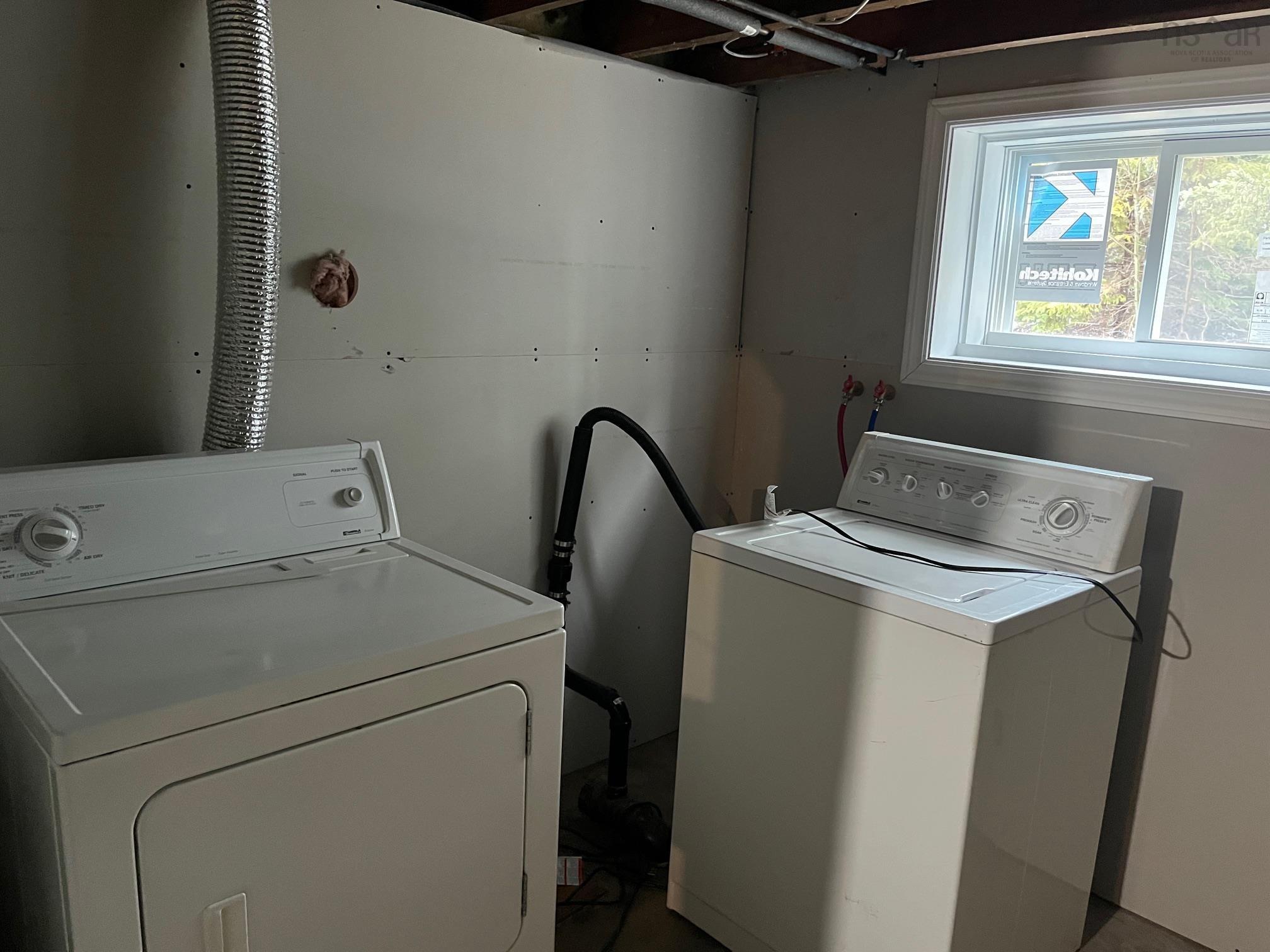 $300,000.00: 3615-3621 Gairloch road Union Centre NS Road, Union Centre