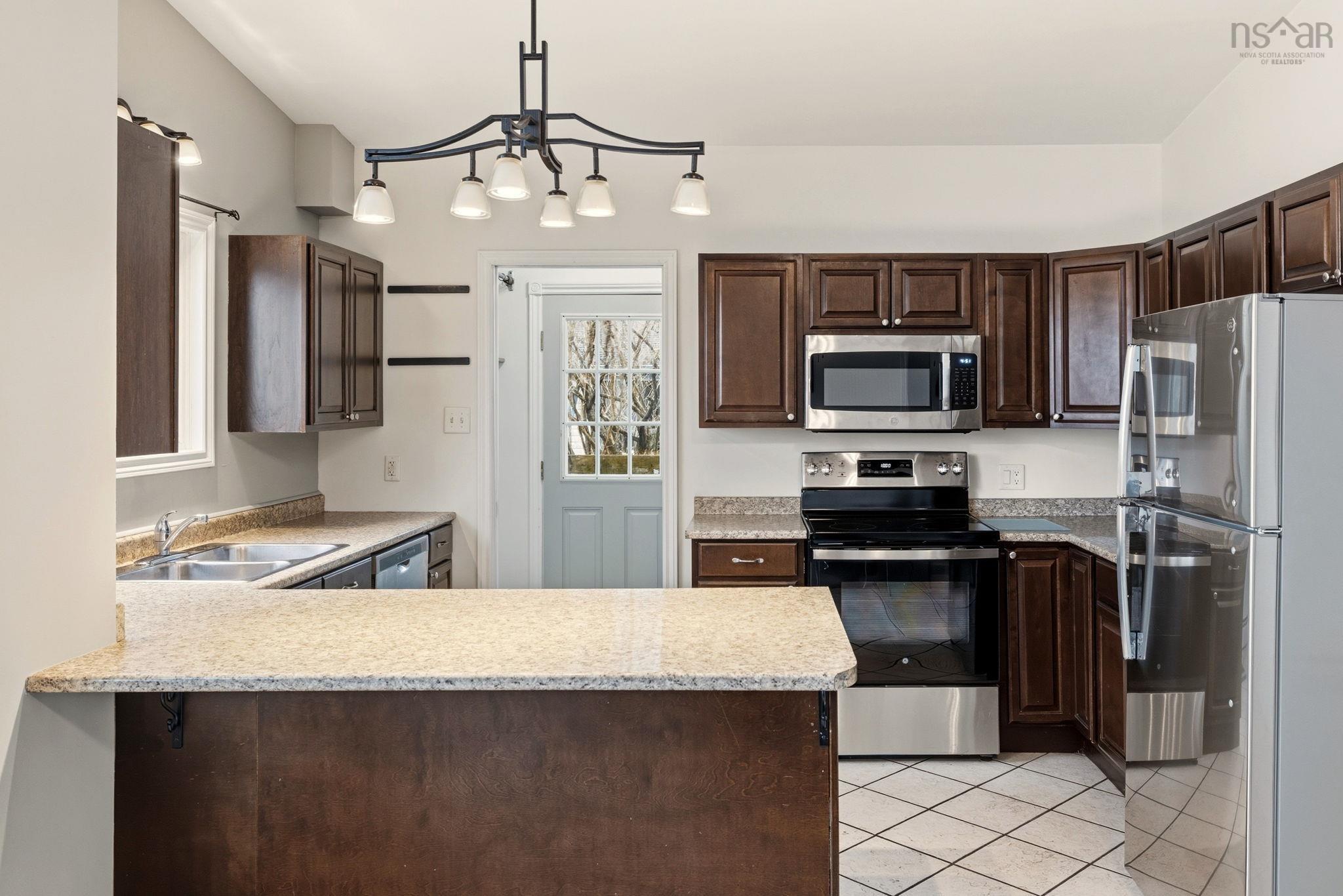 $549,900.00: 415 Spring Avenue, Dartmouth