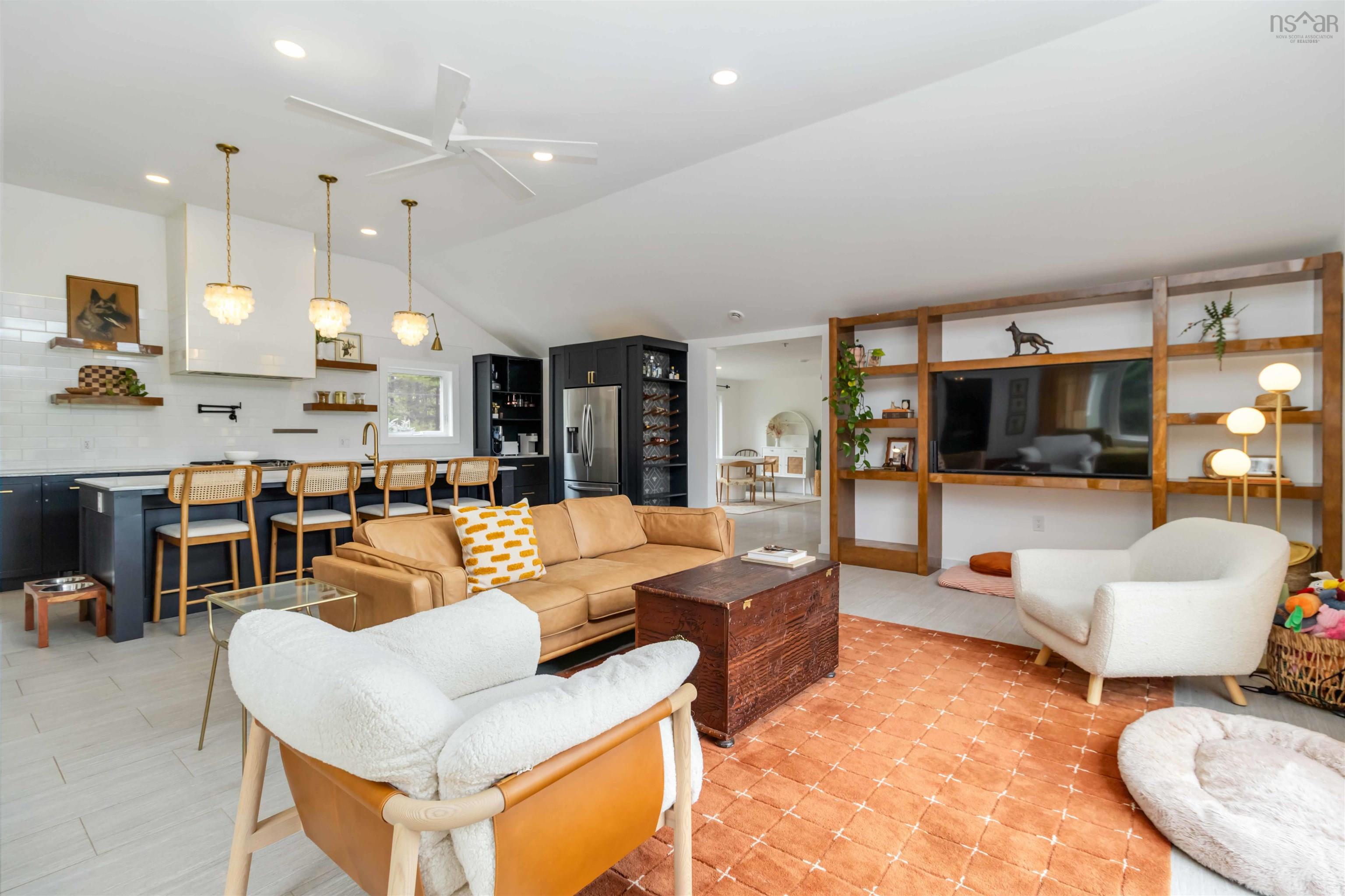 $499,900.00: 8710 Highway 8, South Brookfield