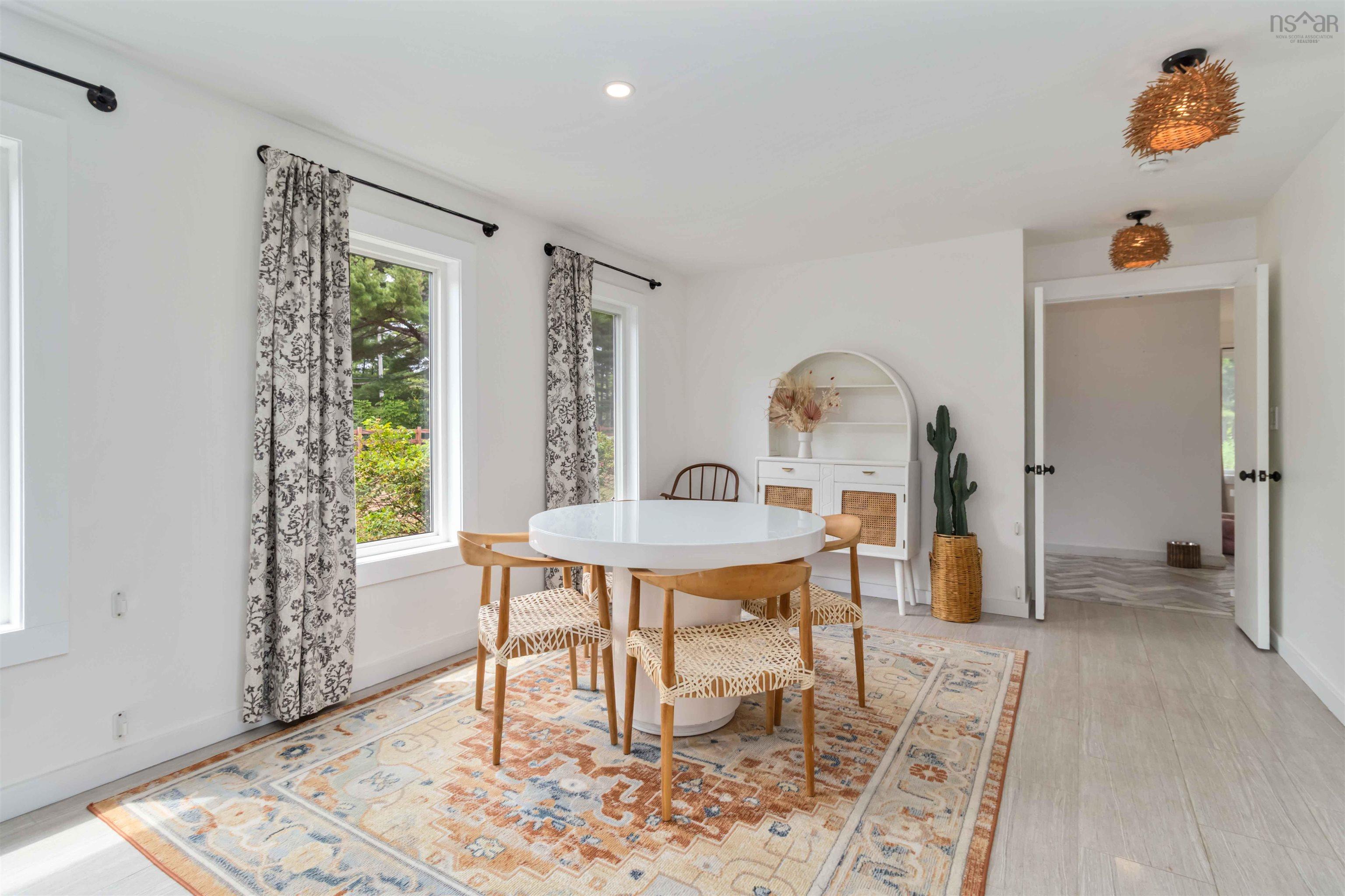 $499,900.00: 8710 Highway 8, South Brookfield