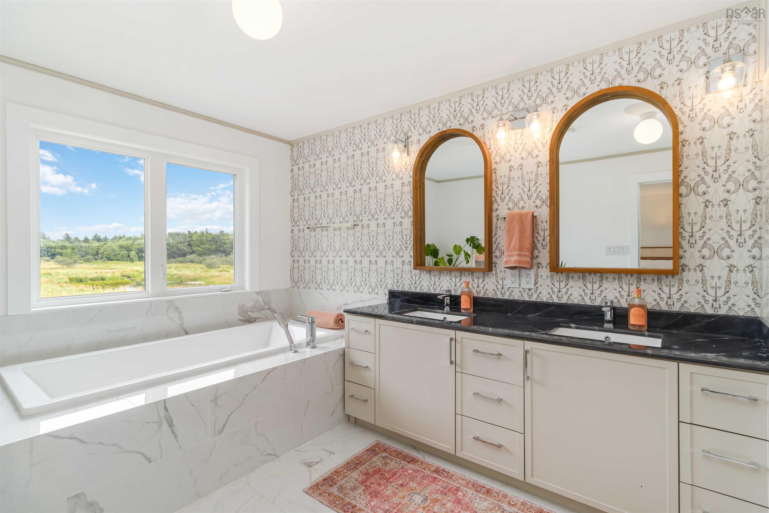 $499,900.00: 8710 Highway 8, South Brookfield