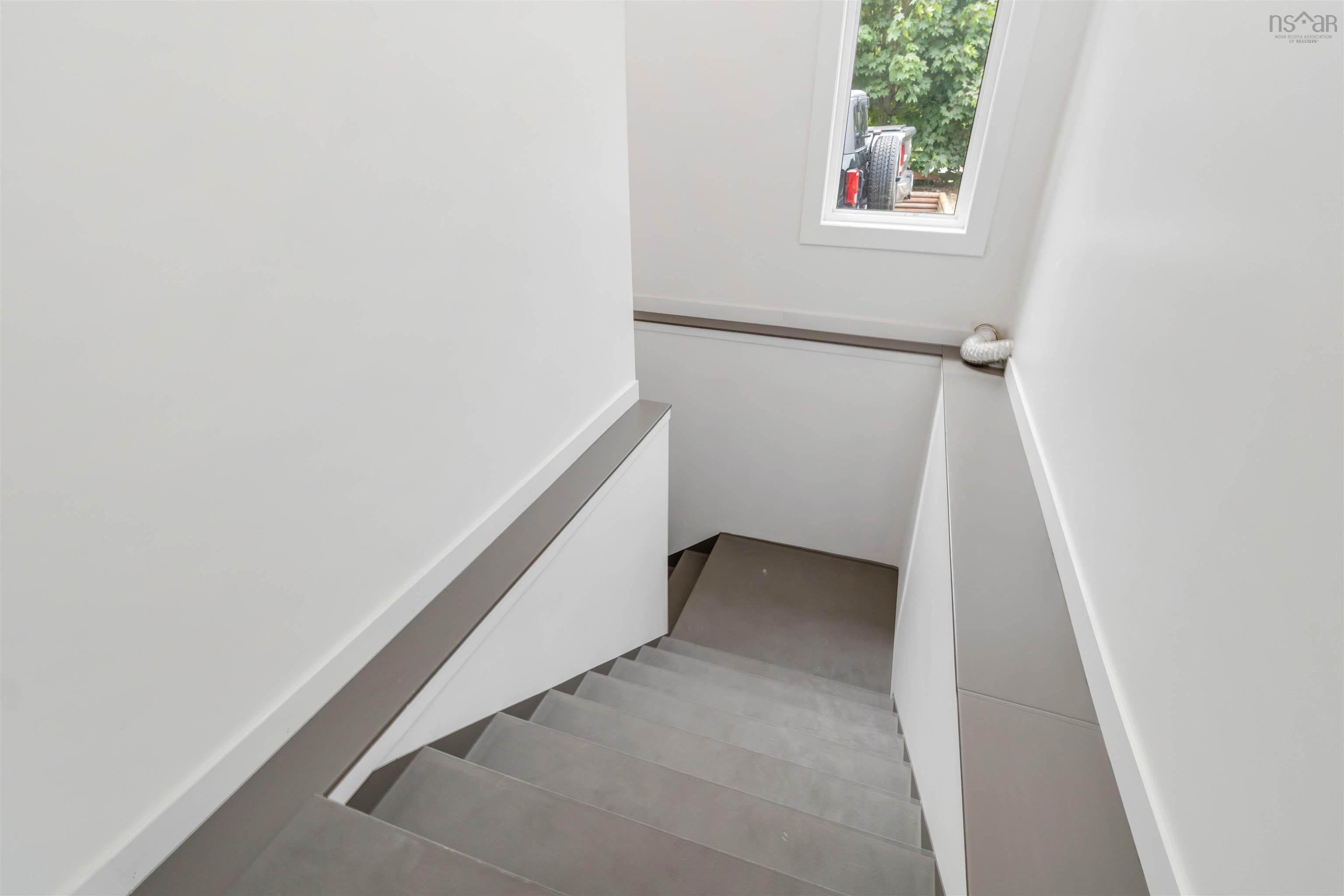 $499,900.00: 8710 Highway 8, South Brookfield