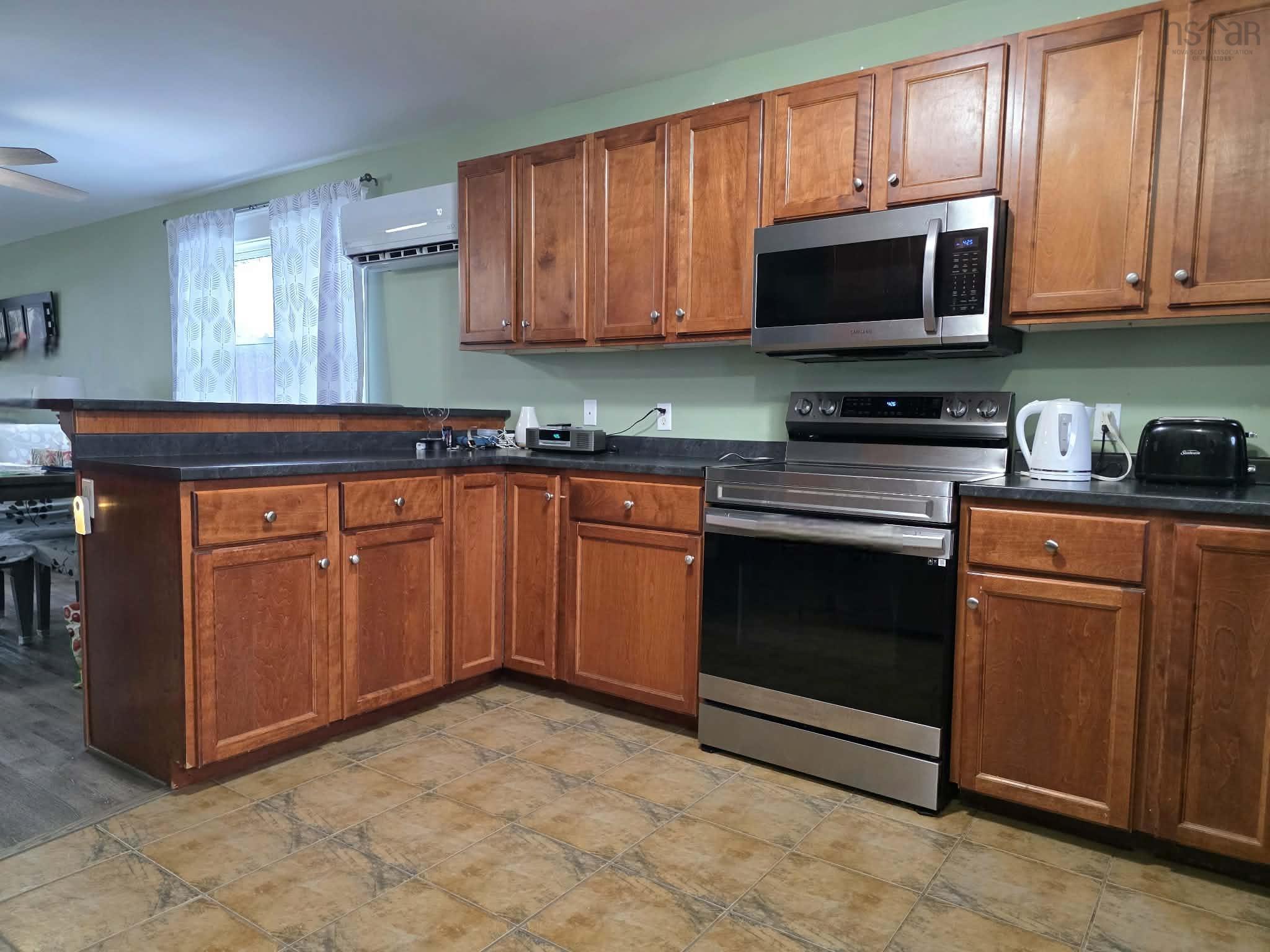 $690,000.00: 1611 MacKay Street, Westville