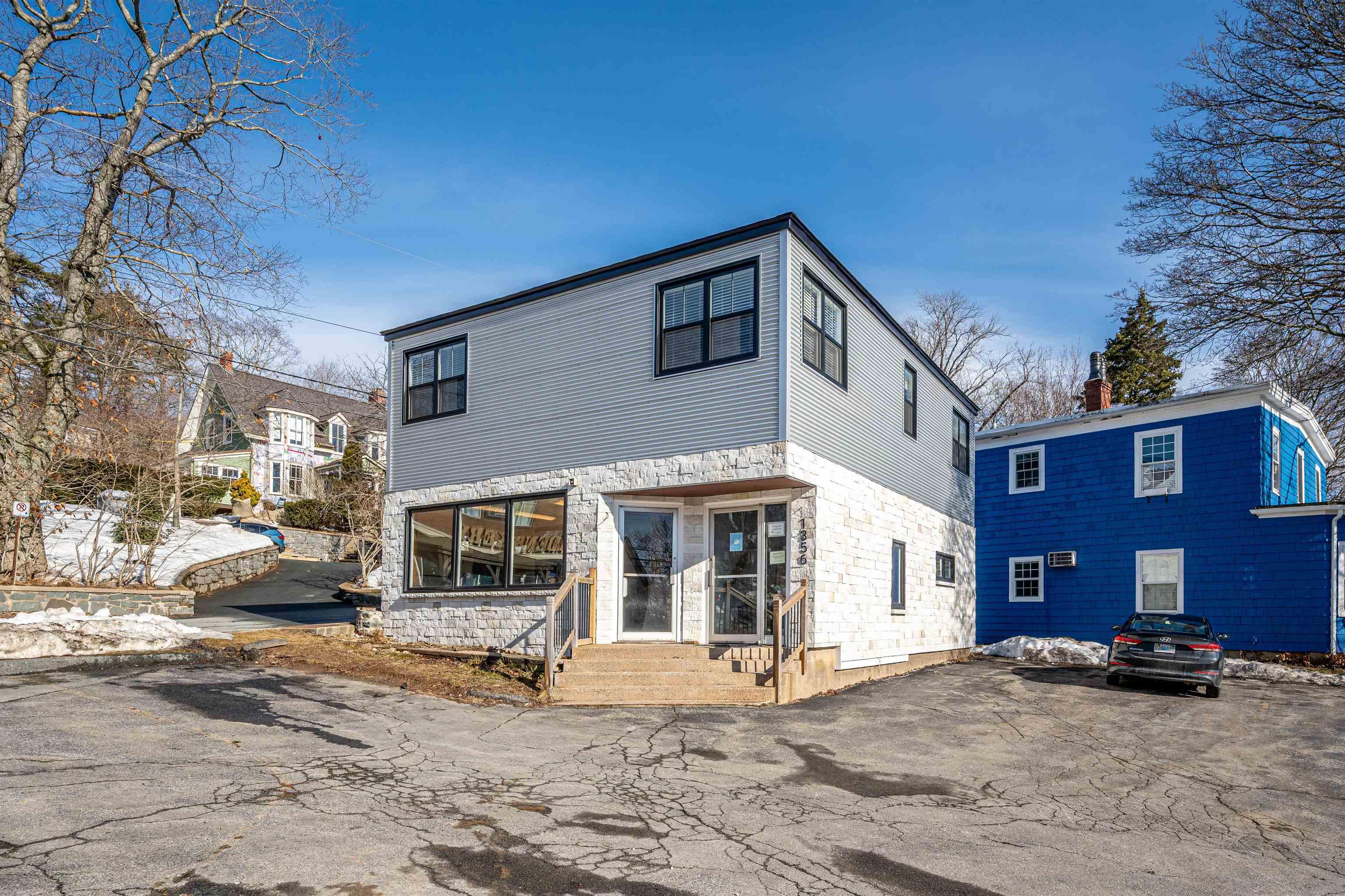 $695,500.00: 1356 Bedford Highway, Halifax