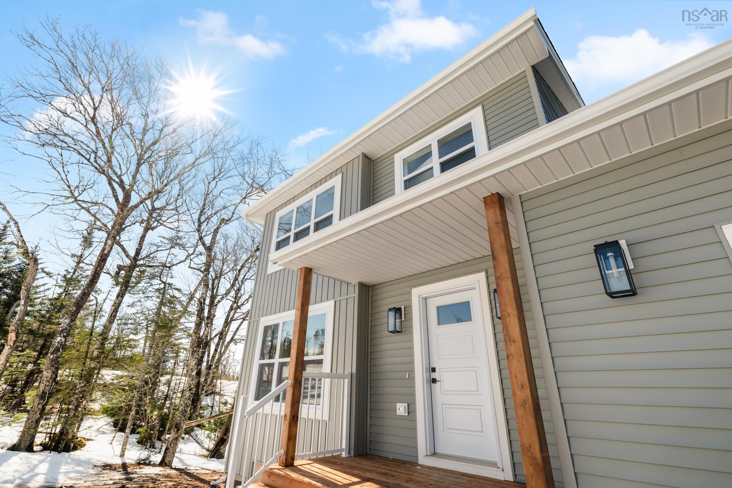 $669,900.00: 141 Hideaway Trail, Brookside