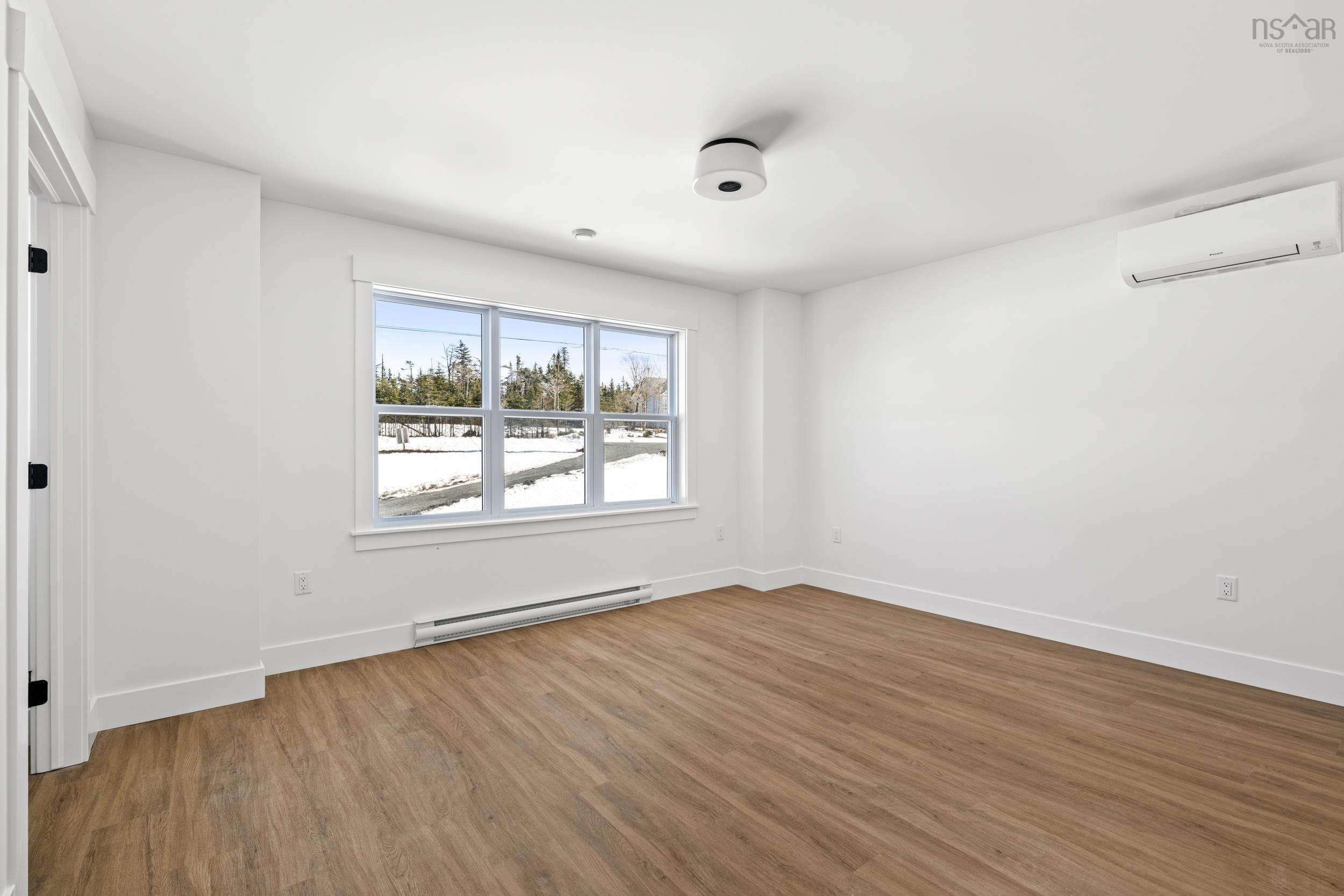 $669,900.00: 141 Hideaway Trail, Brookside