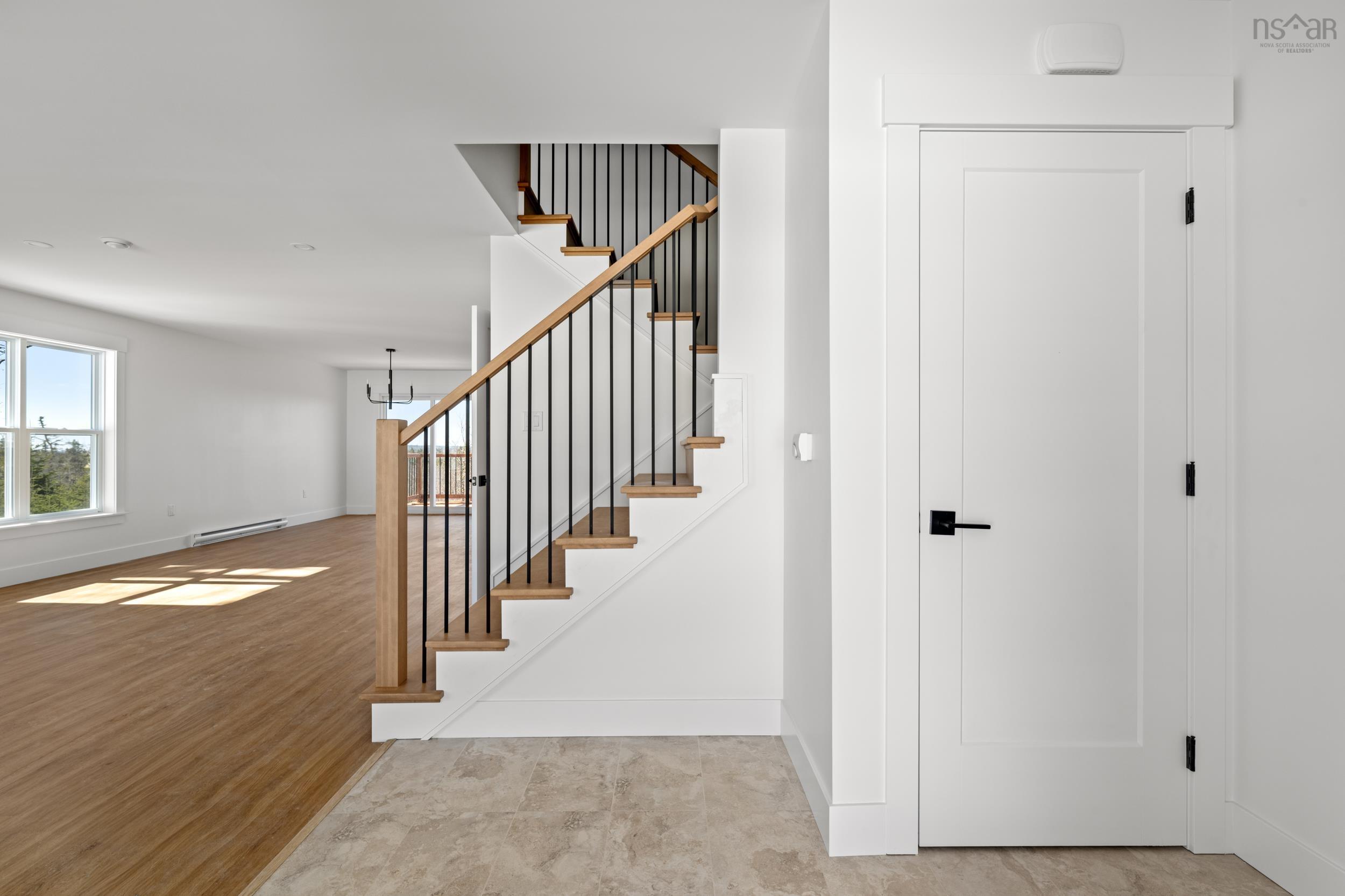 $669,900.00: 141 Hideaway Trail, Brookside