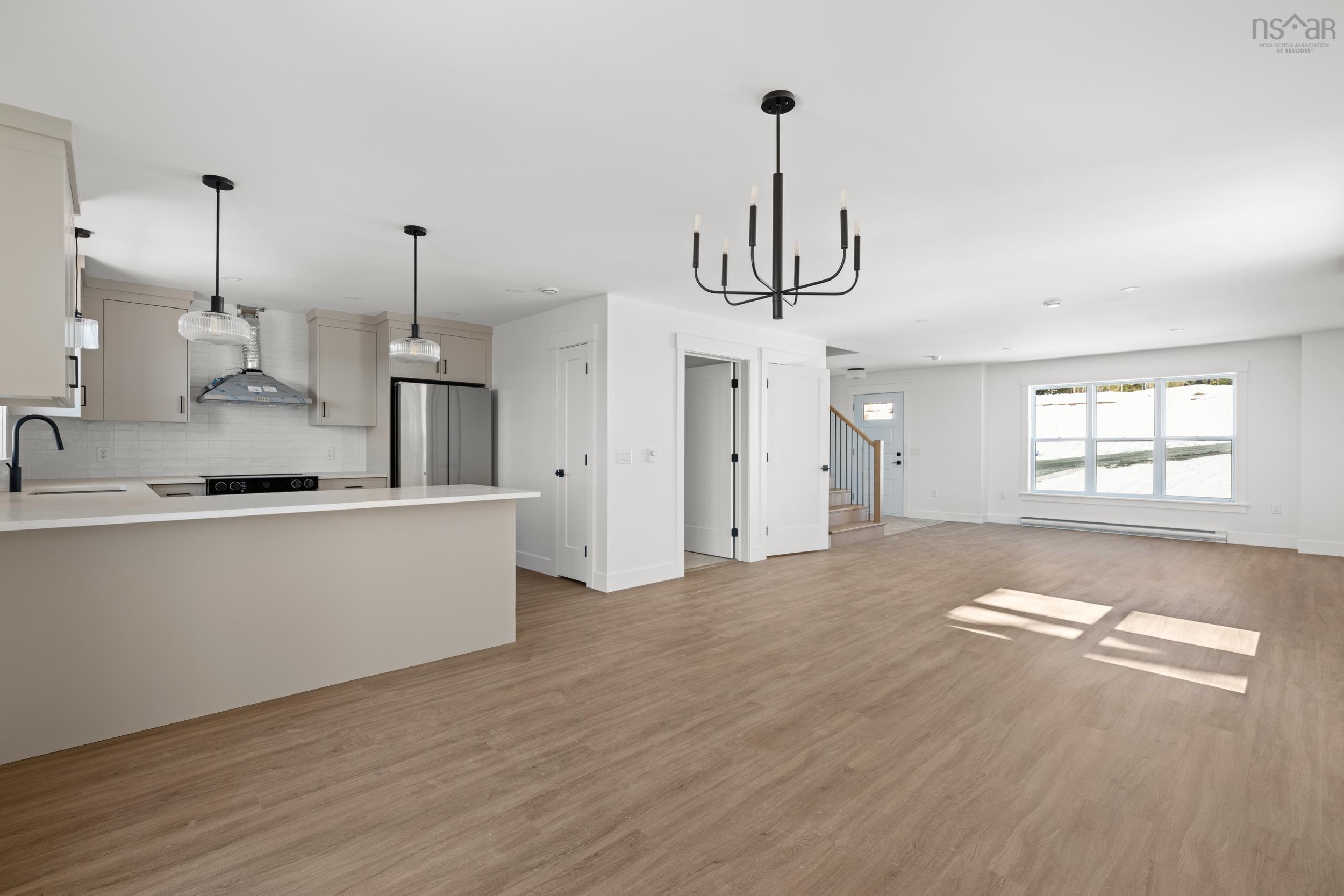 $669,900.00: 141 Hideaway Trail, Brookside