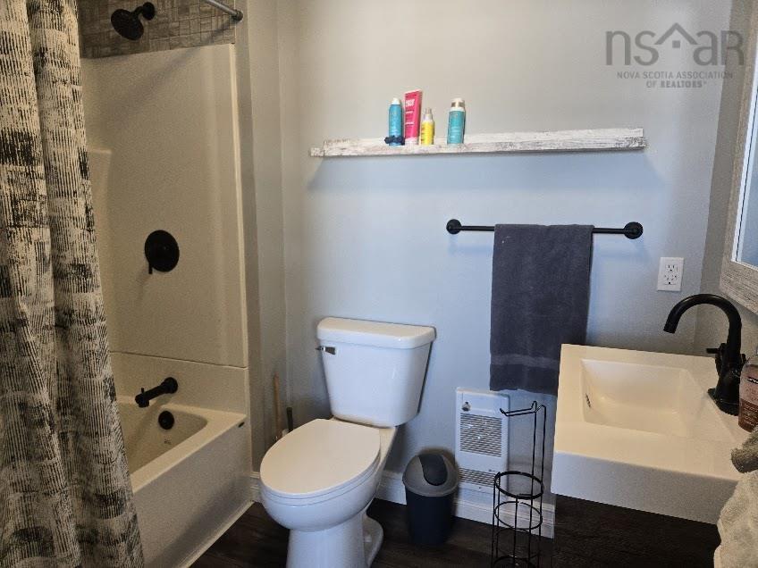 $595,000.00: 26 MacMaster Lane, Seafoam