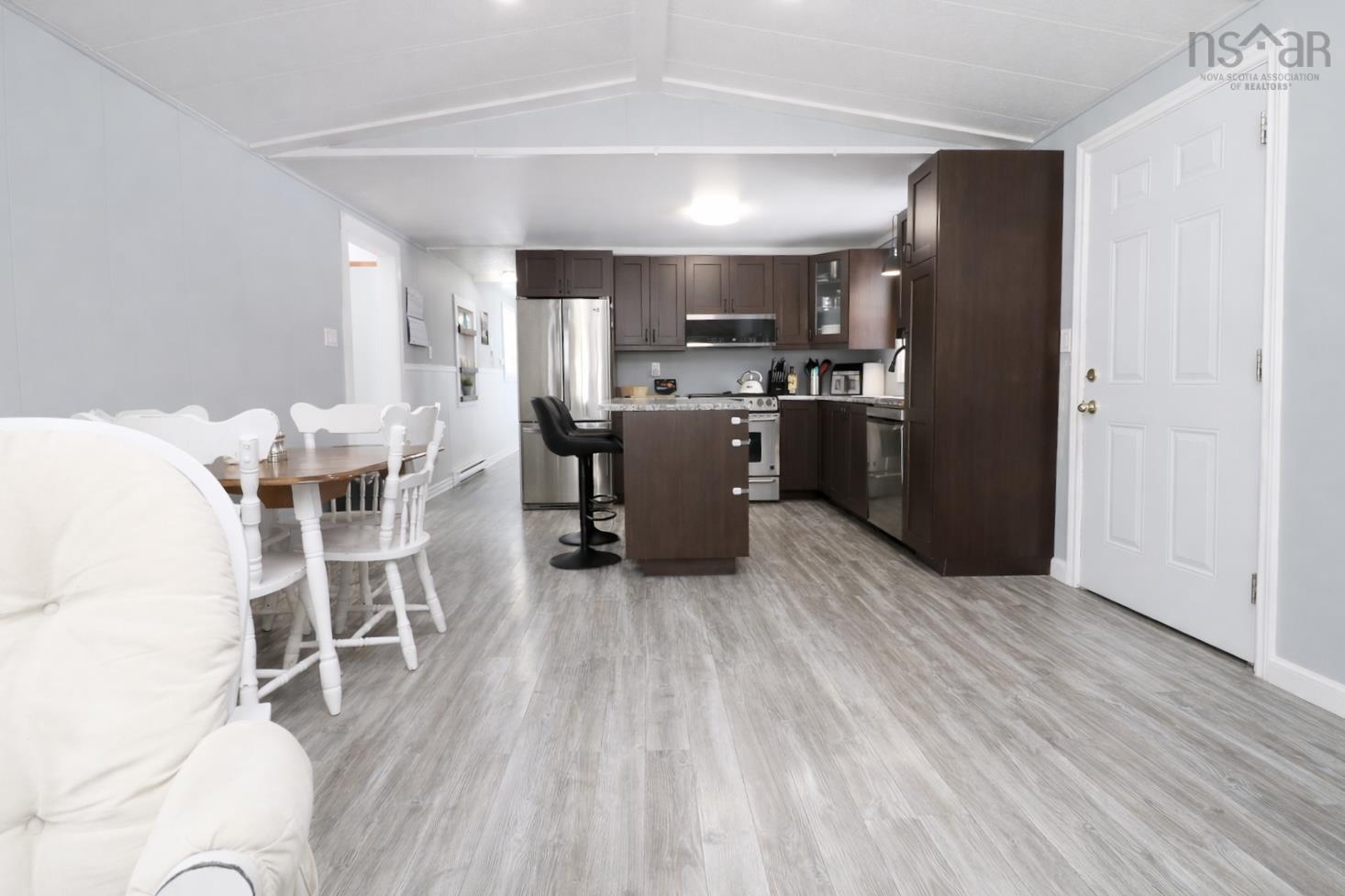 $299,900.00: 10 Robert Drive, Ardoise