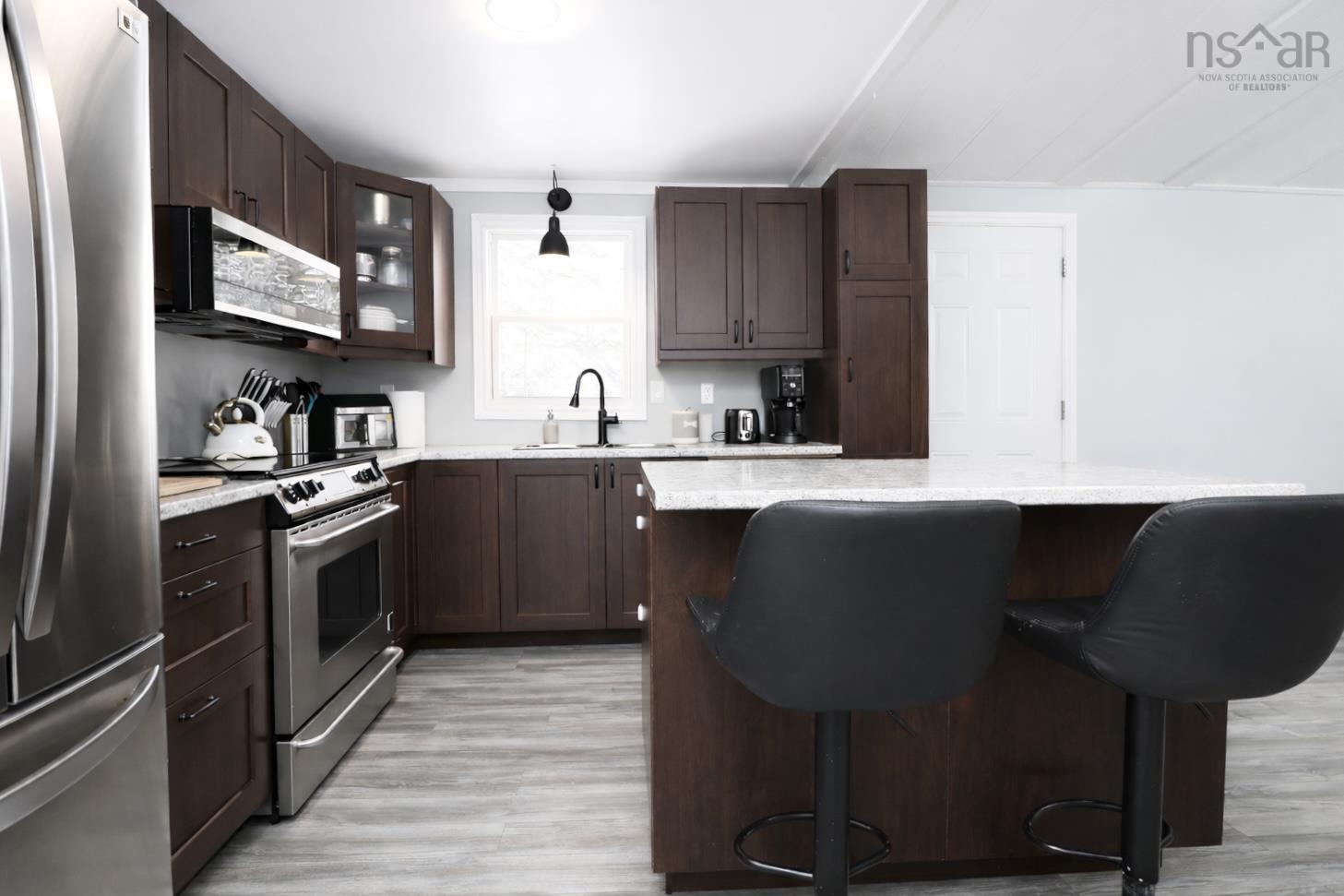 $299,900.00: 10 Robert Drive, Ardoise