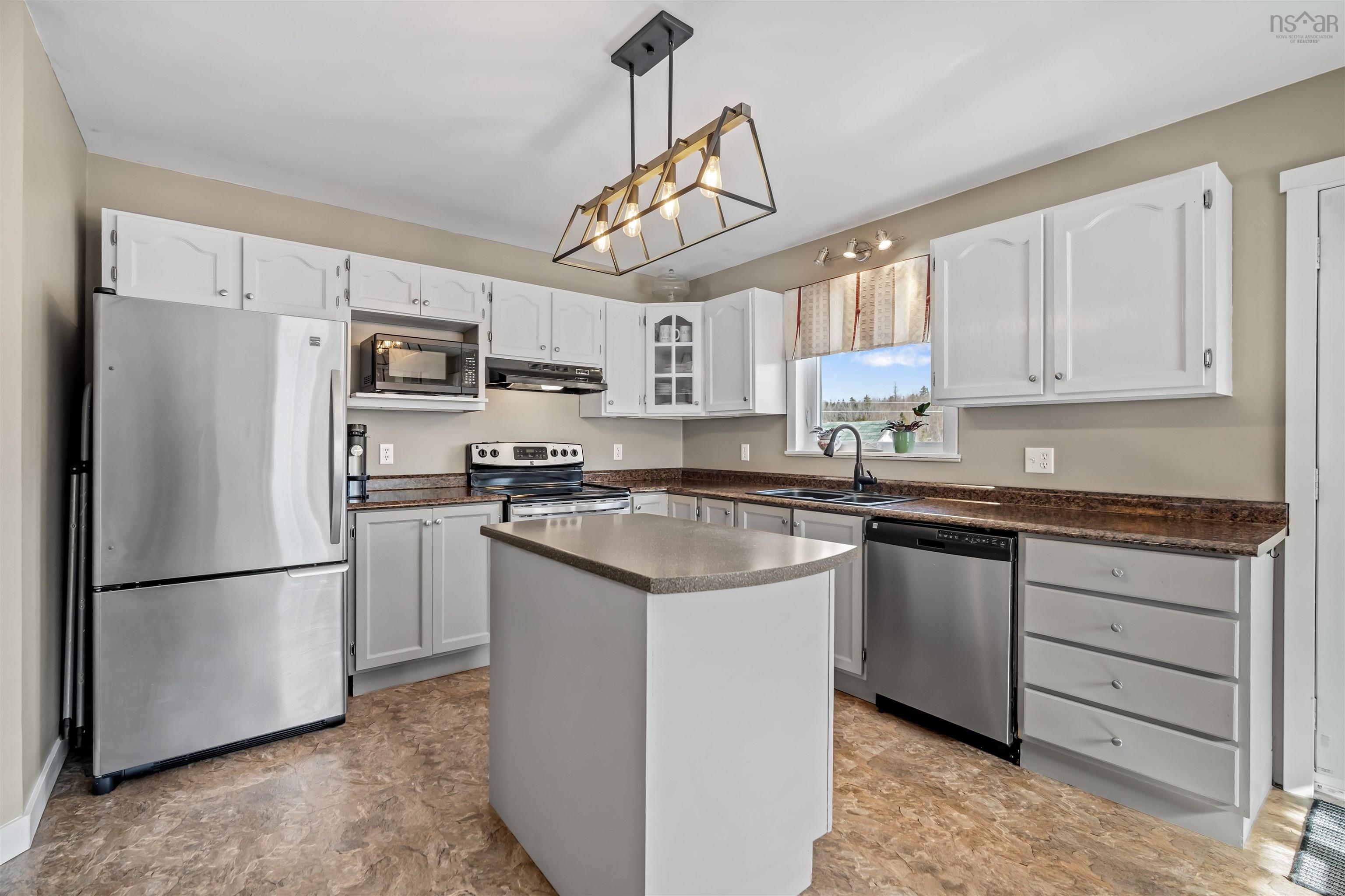 $429,900.00: 39 Haddad Drive, Lower Sackville