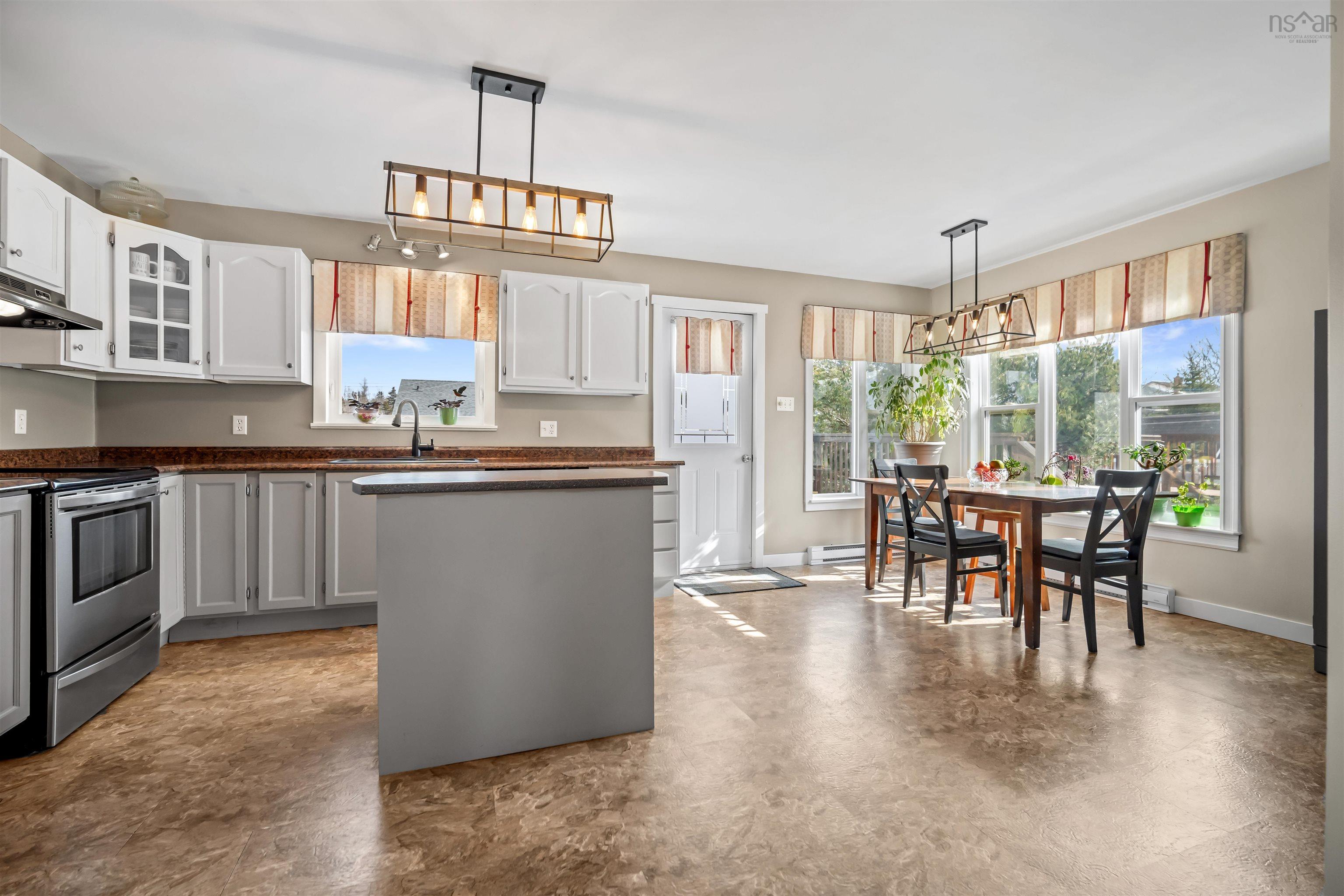 $429,900.00: 39 Haddad Drive, Lower Sackville