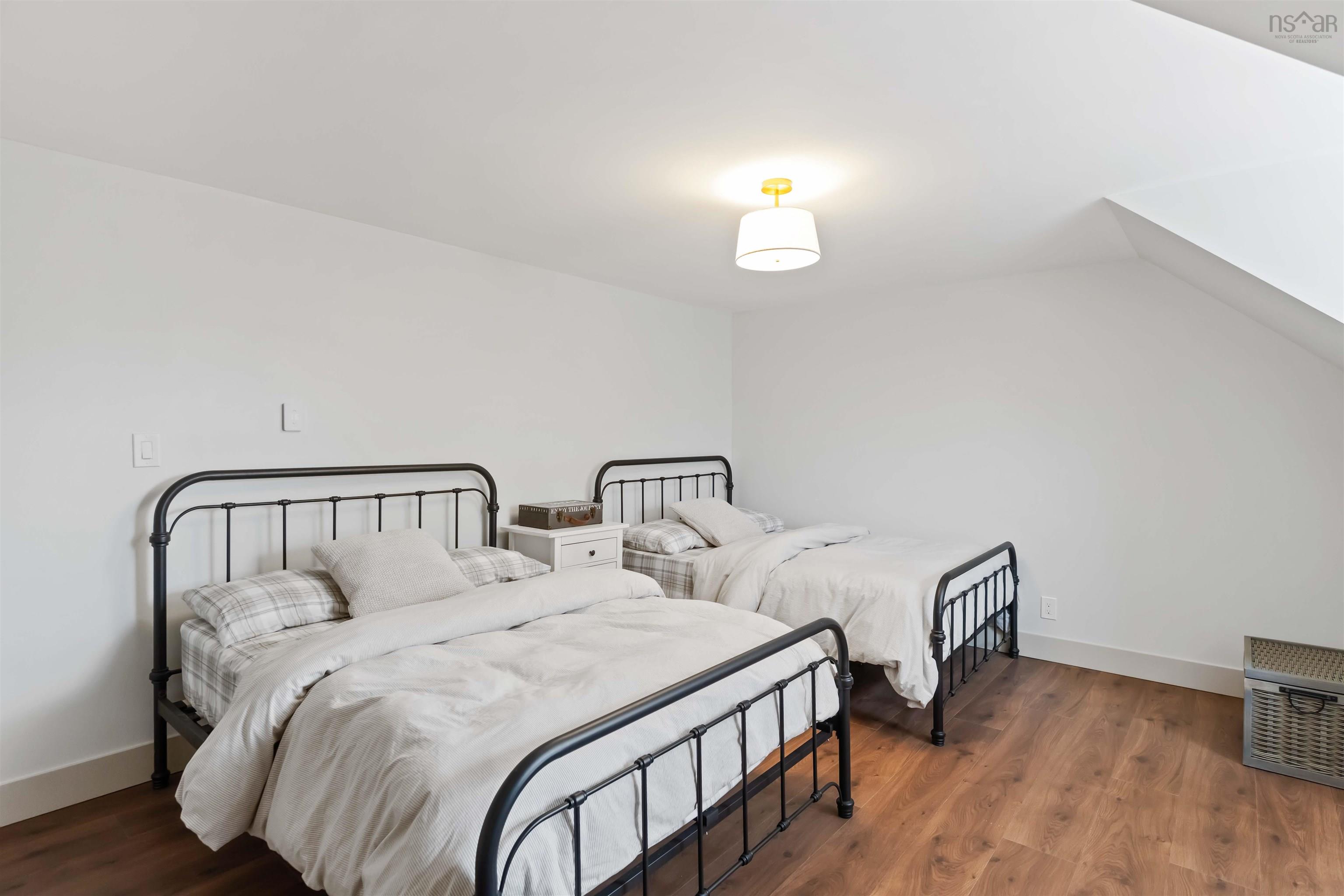 $644,900.00: 66 Ben Jackson Road, Hants Border