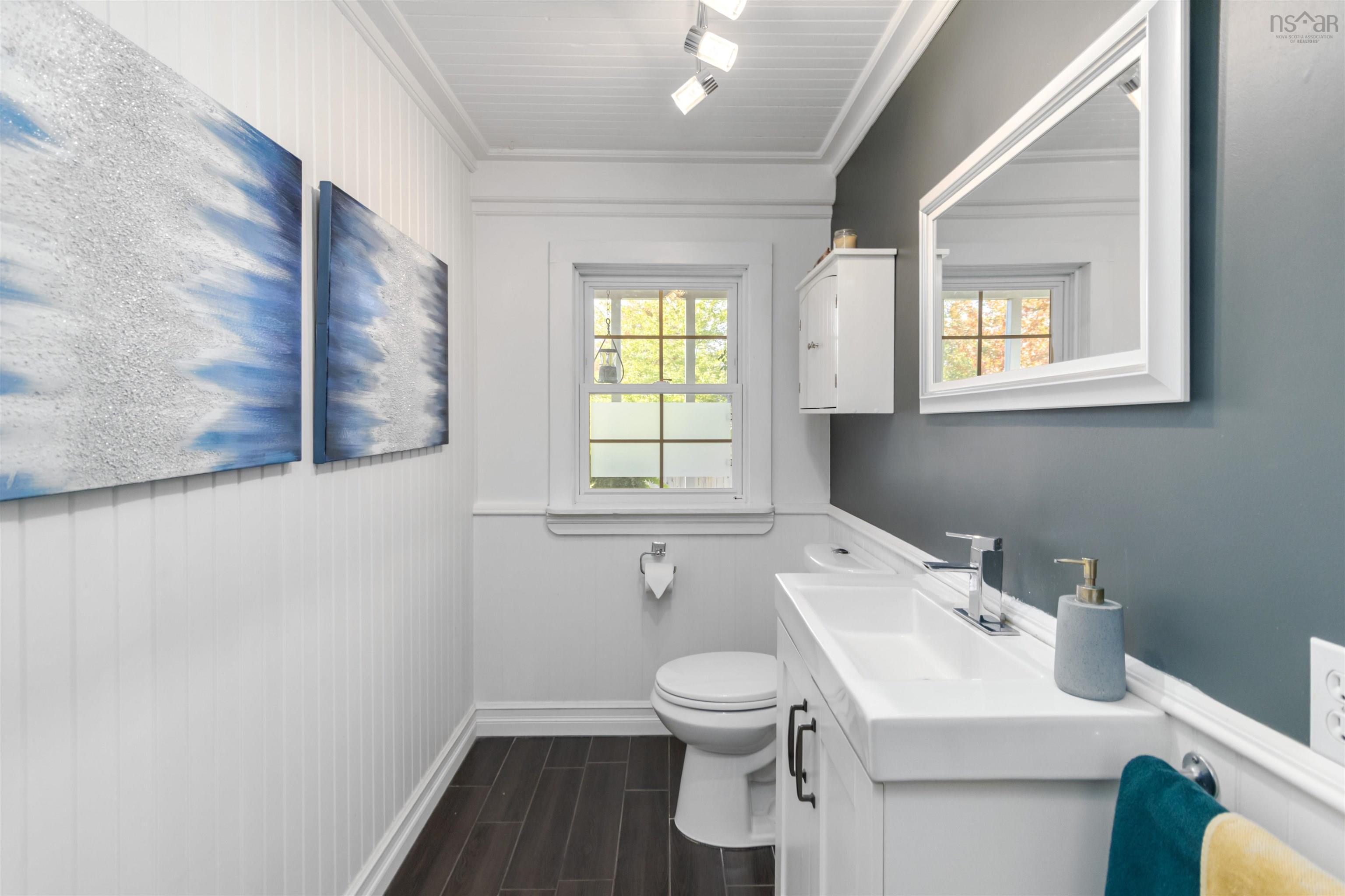 $639,500.00: 11278 Peggys Cove Road, Seabright