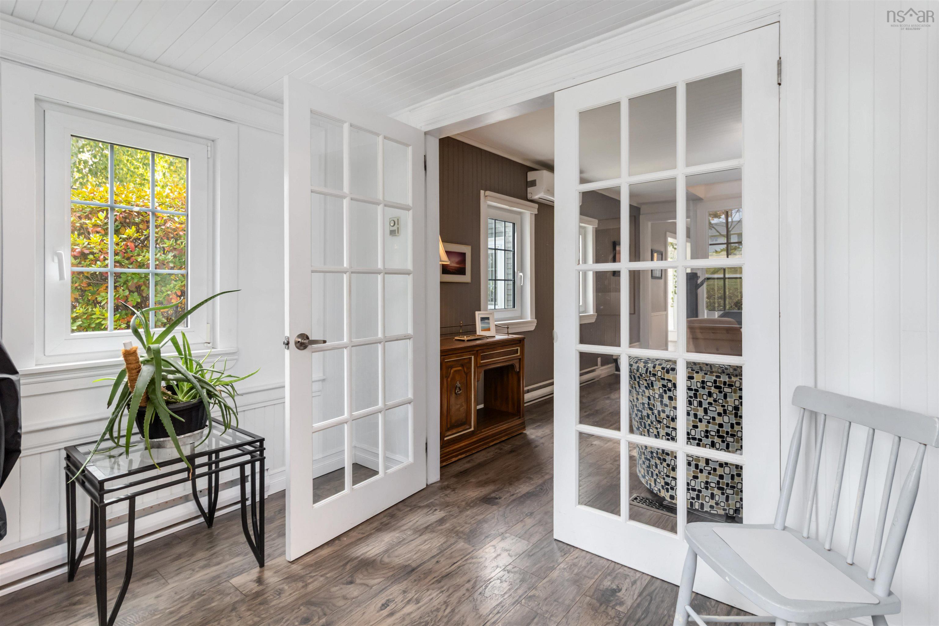 $639,500.00: 11278 Peggys Cove Road, Seabright