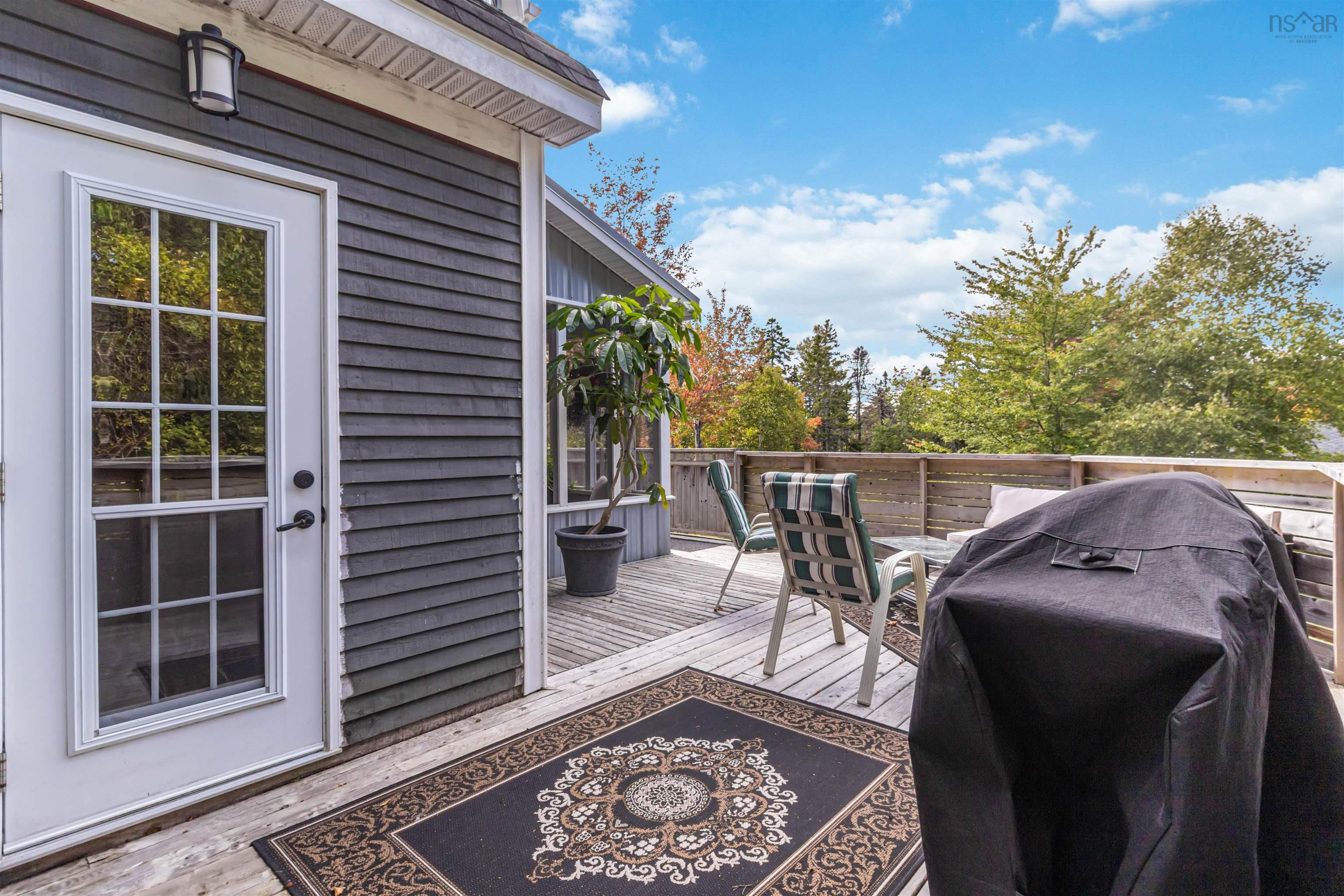 $639,500.00: 11278 Peggys Cove Road, Seabright