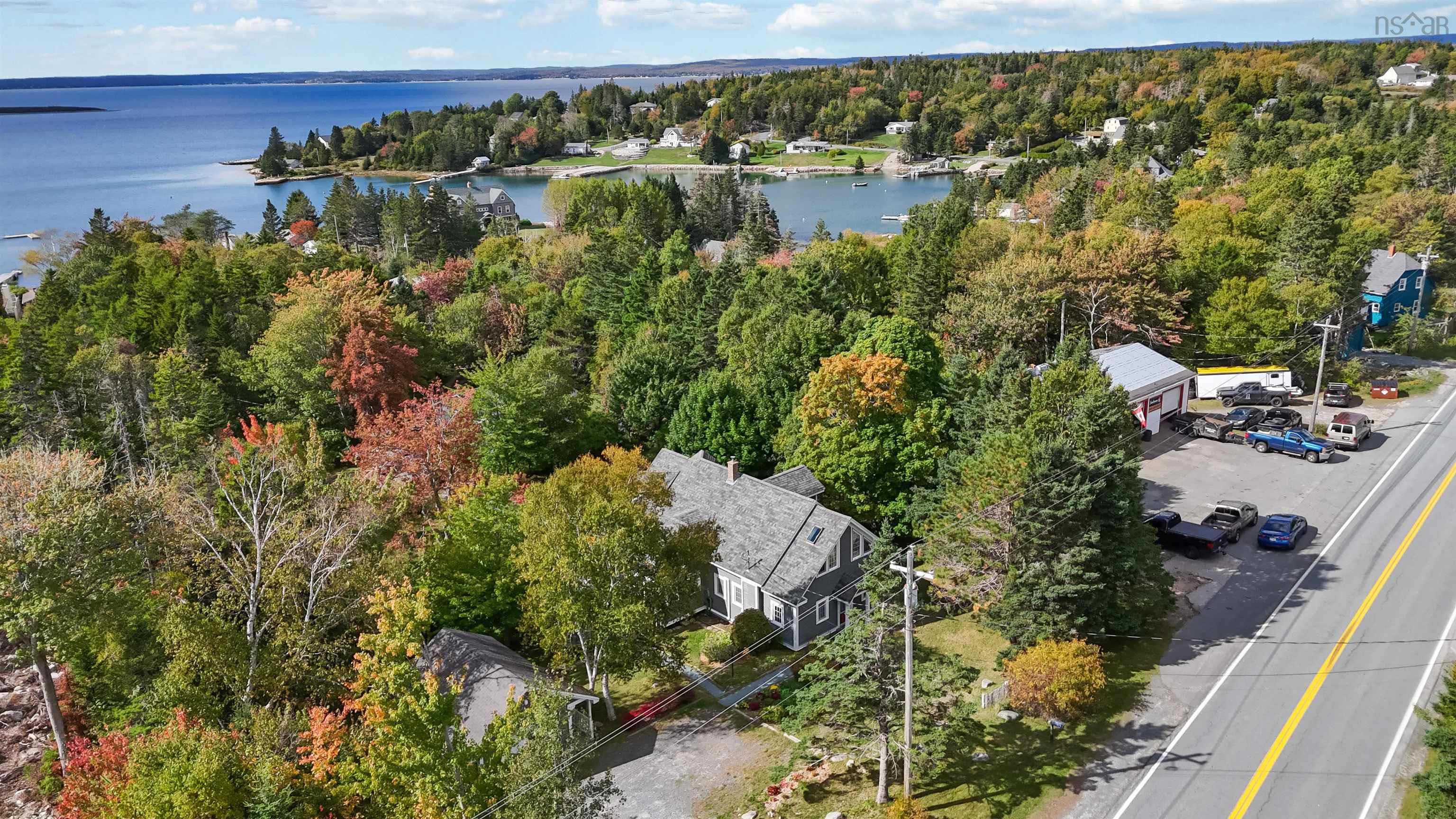 $639,500.00: 11278 Peggys Cove Road, Seabright