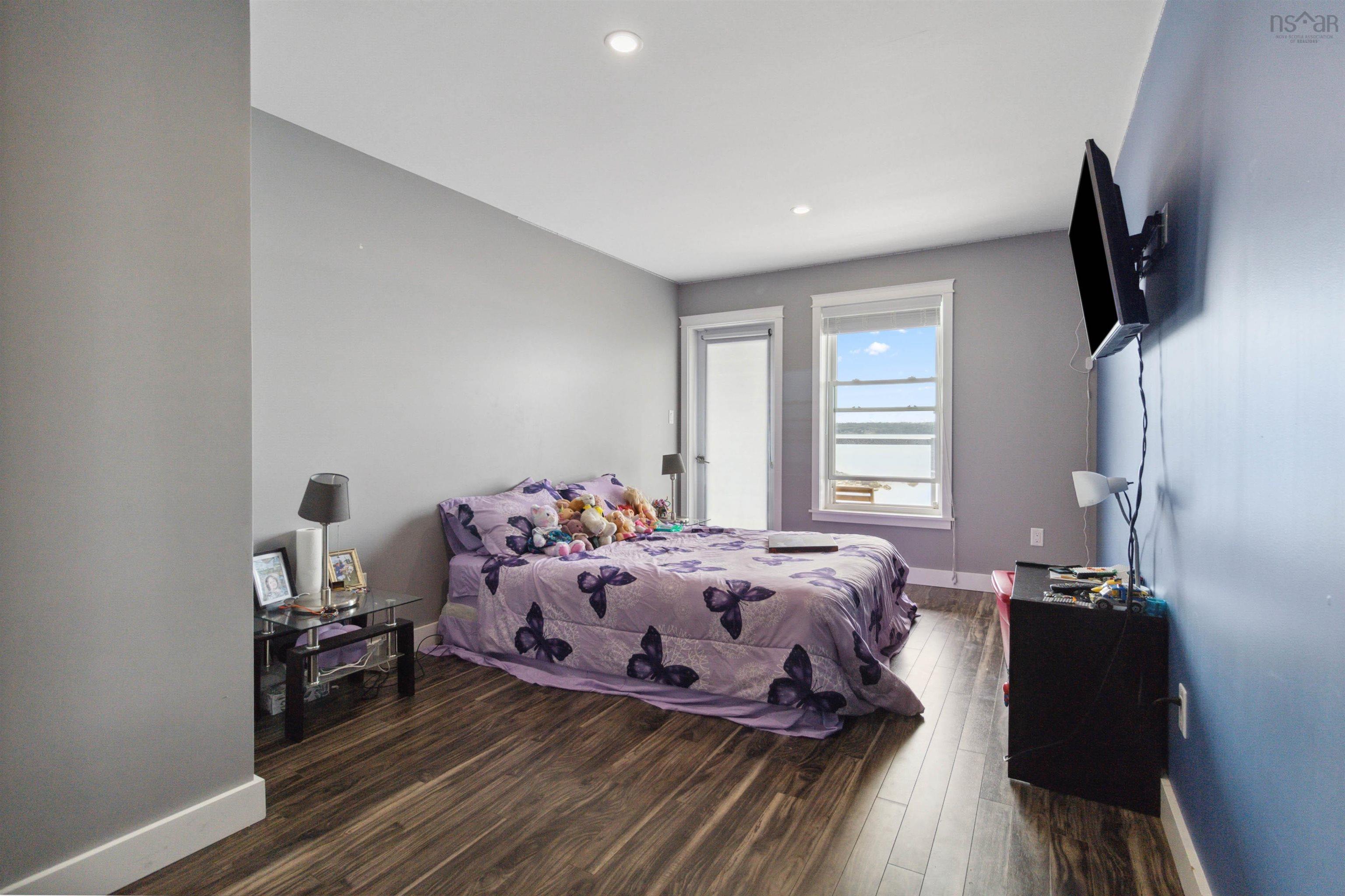 $1,295,000.00: 1112 Sandy Point Road, Sandy Point