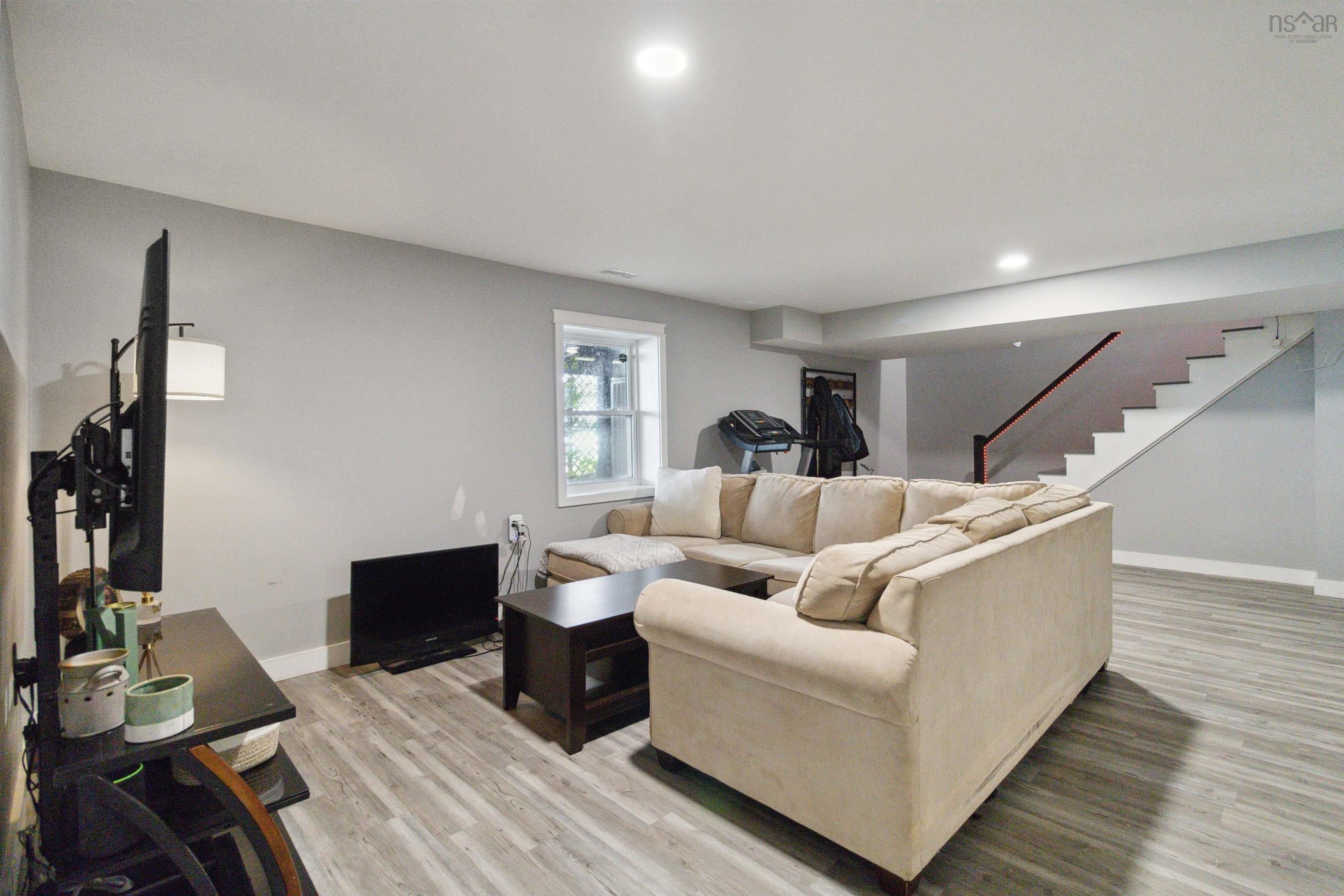 $1,295,000.00: 1112 Sandy Point Road, Sandy Point