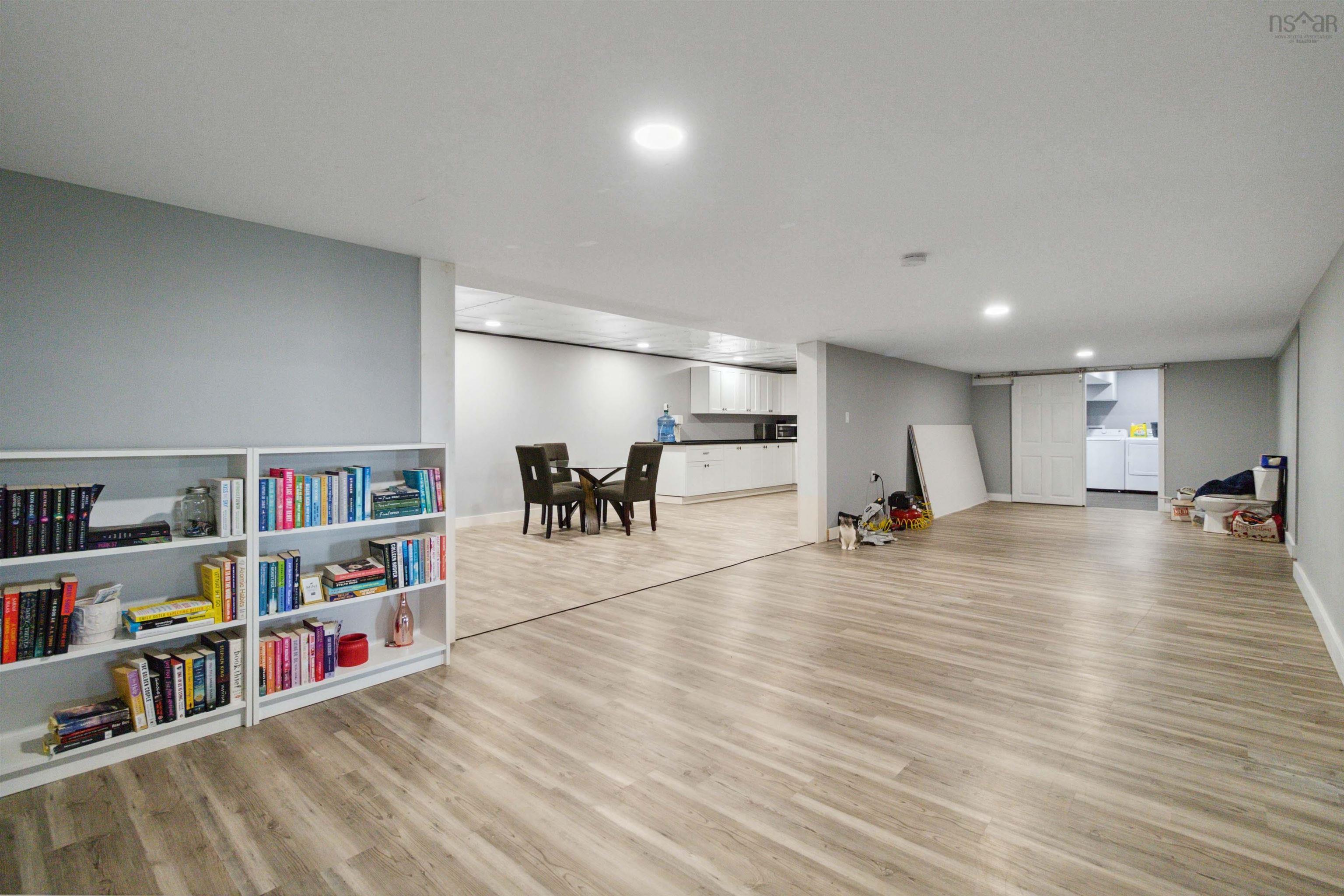 $1,295,000.00: 1112 Sandy Point Road, Sandy Point