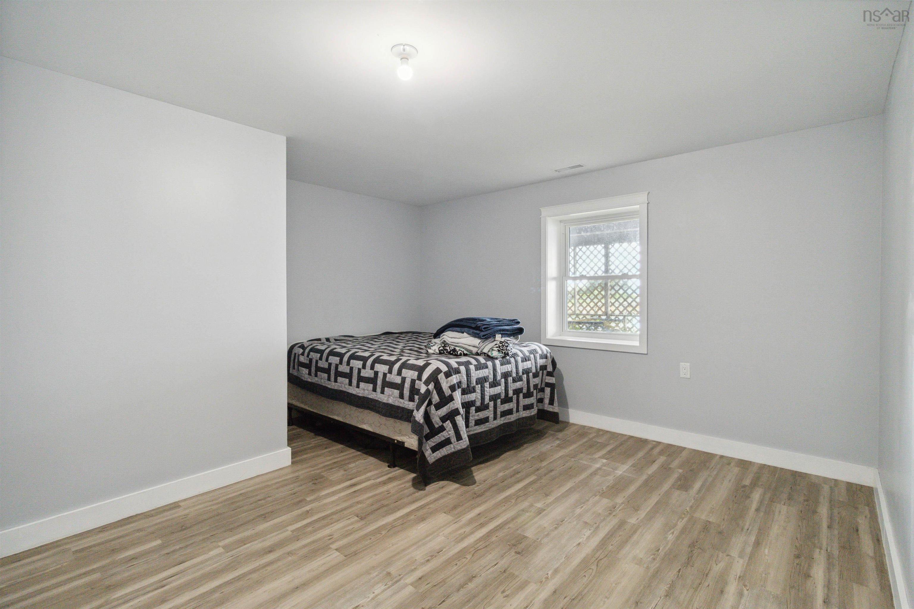 $1,295,000.00: 1112 Sandy Point Road, Sandy Point