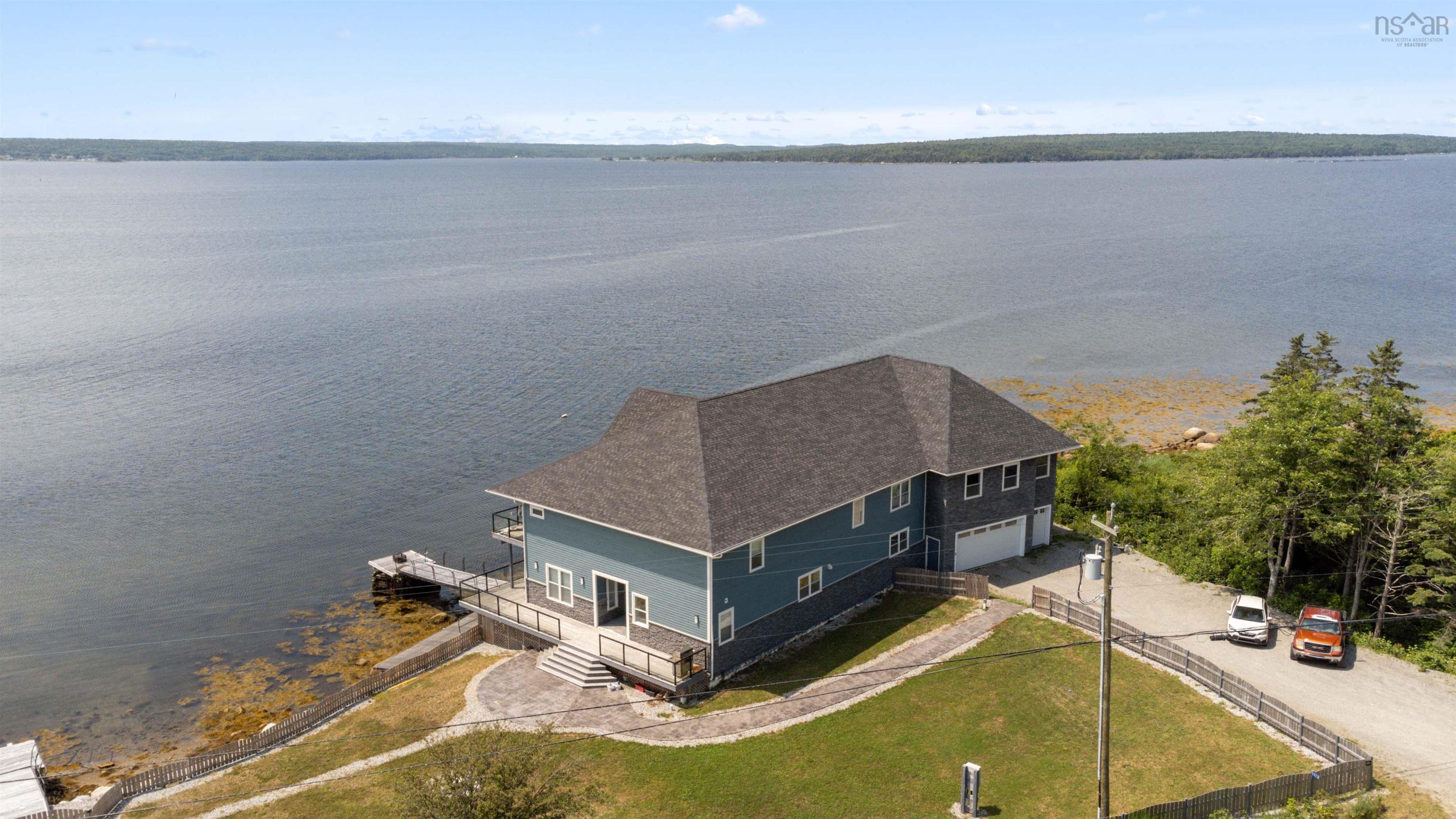 $1,295,000.00: 1112 Sandy Point Road, Sandy Point