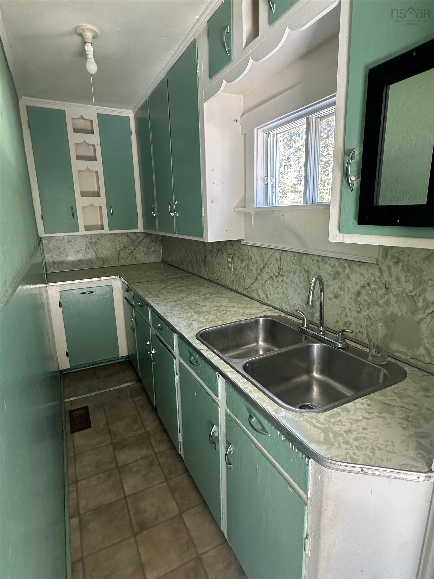 $189,900.00: 12728 Highway 4 Highway, Soldiers Cove