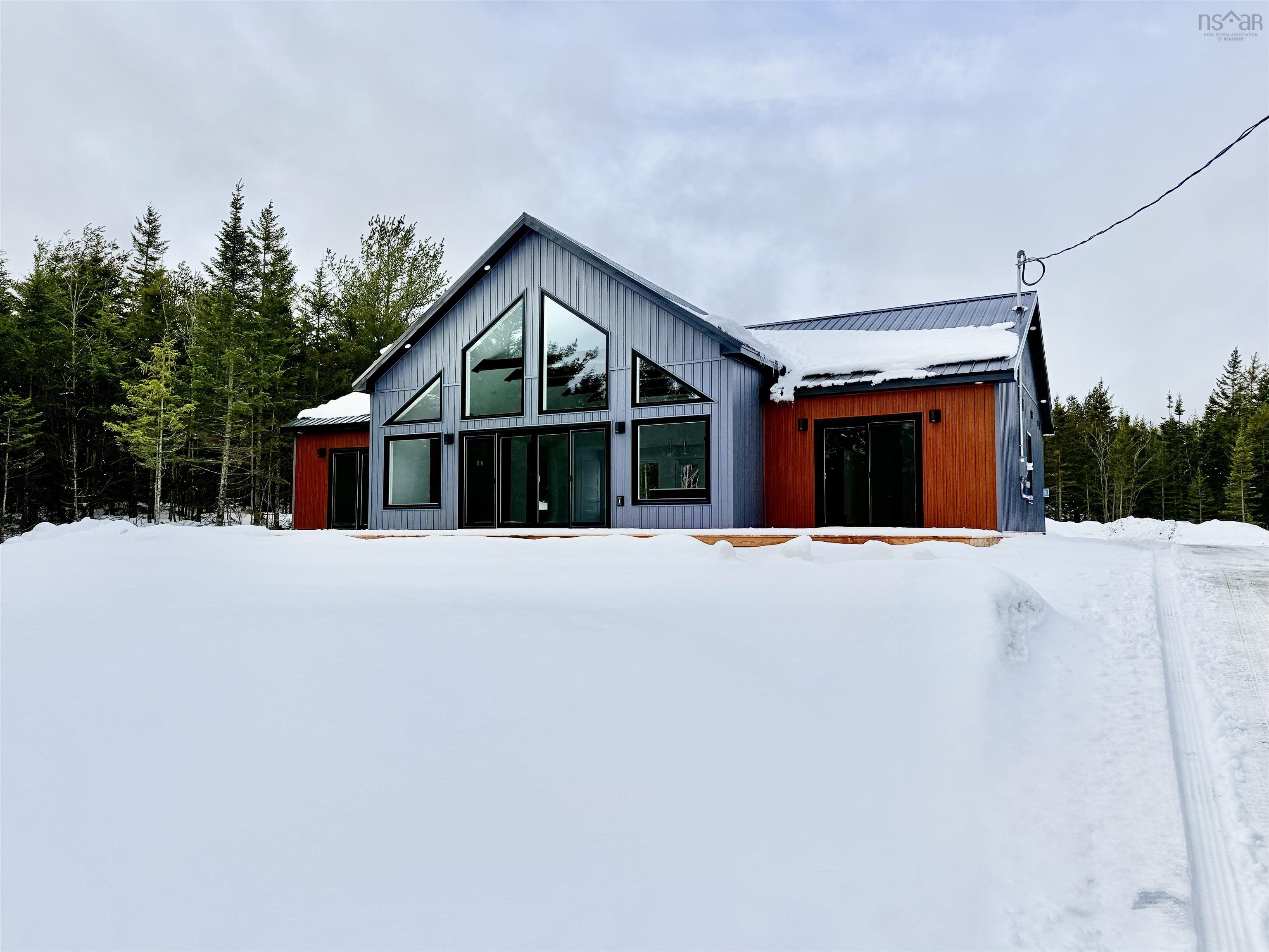 $749,900.00: 280 423 Nature Drive, East Uniacke