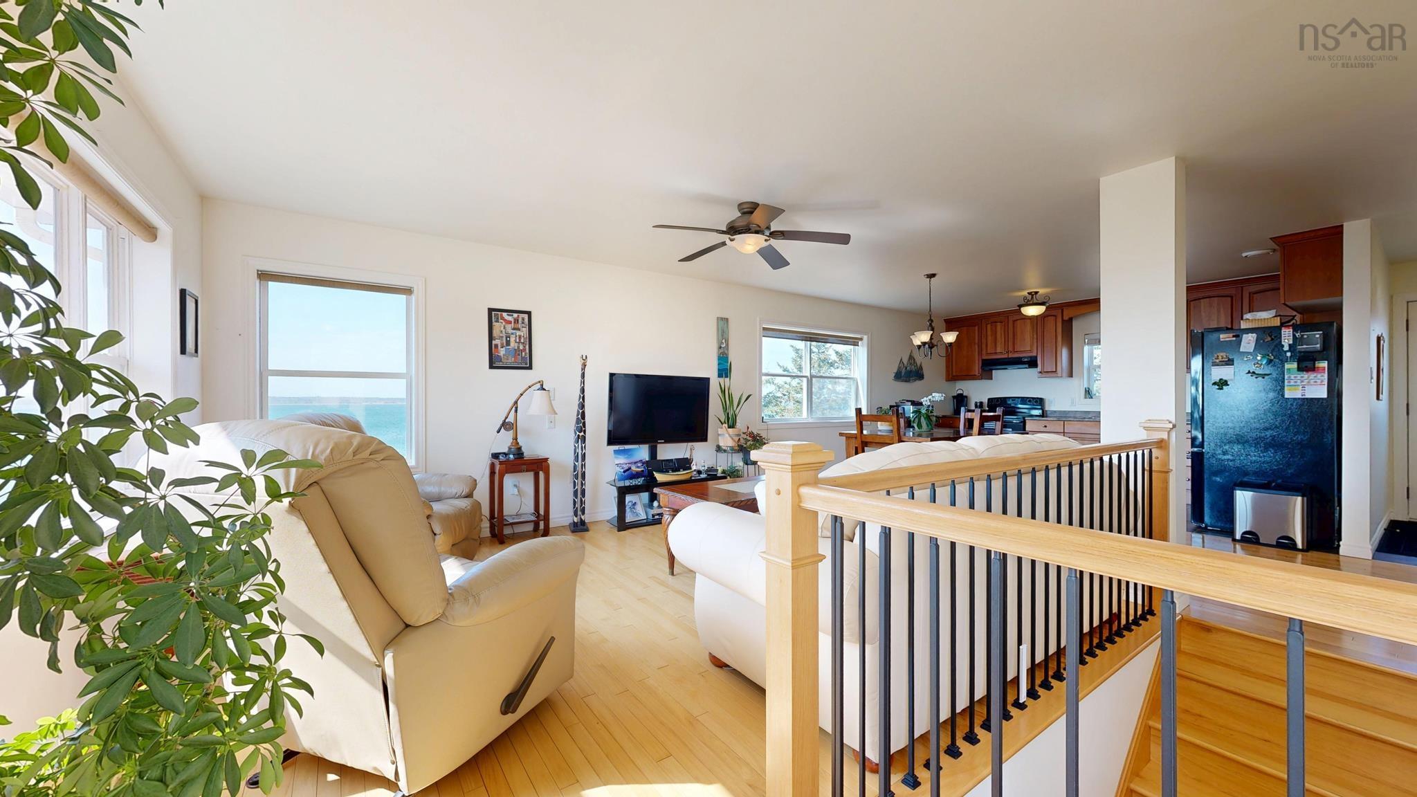 $434,000.00: 29 Slipway Road, West Green Harbour