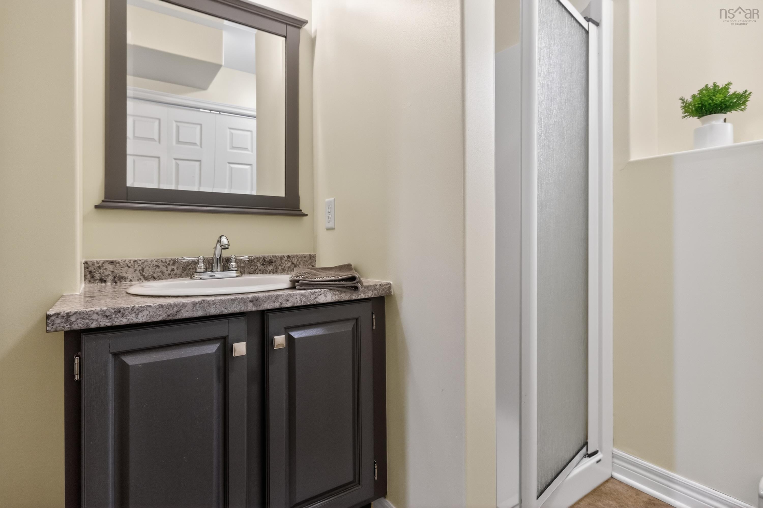 $739,900.00: 6 Caytyon Court, Dartmouth