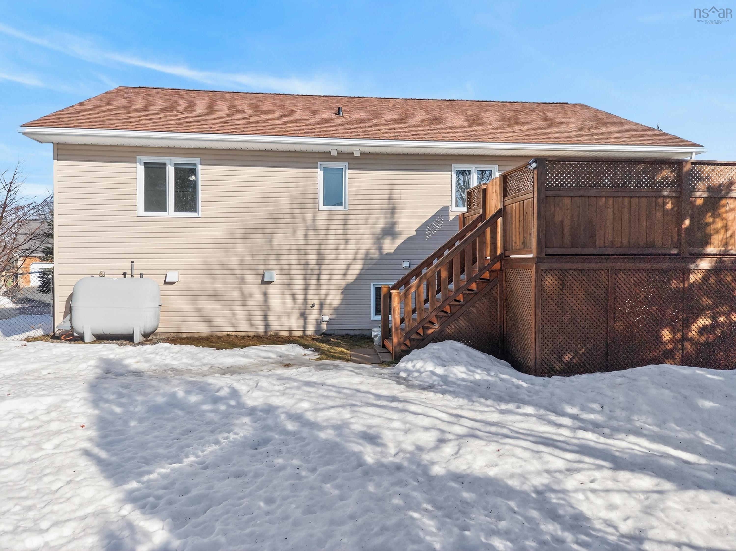 $739,900.00: 6 Caytyon Court, Dartmouth
