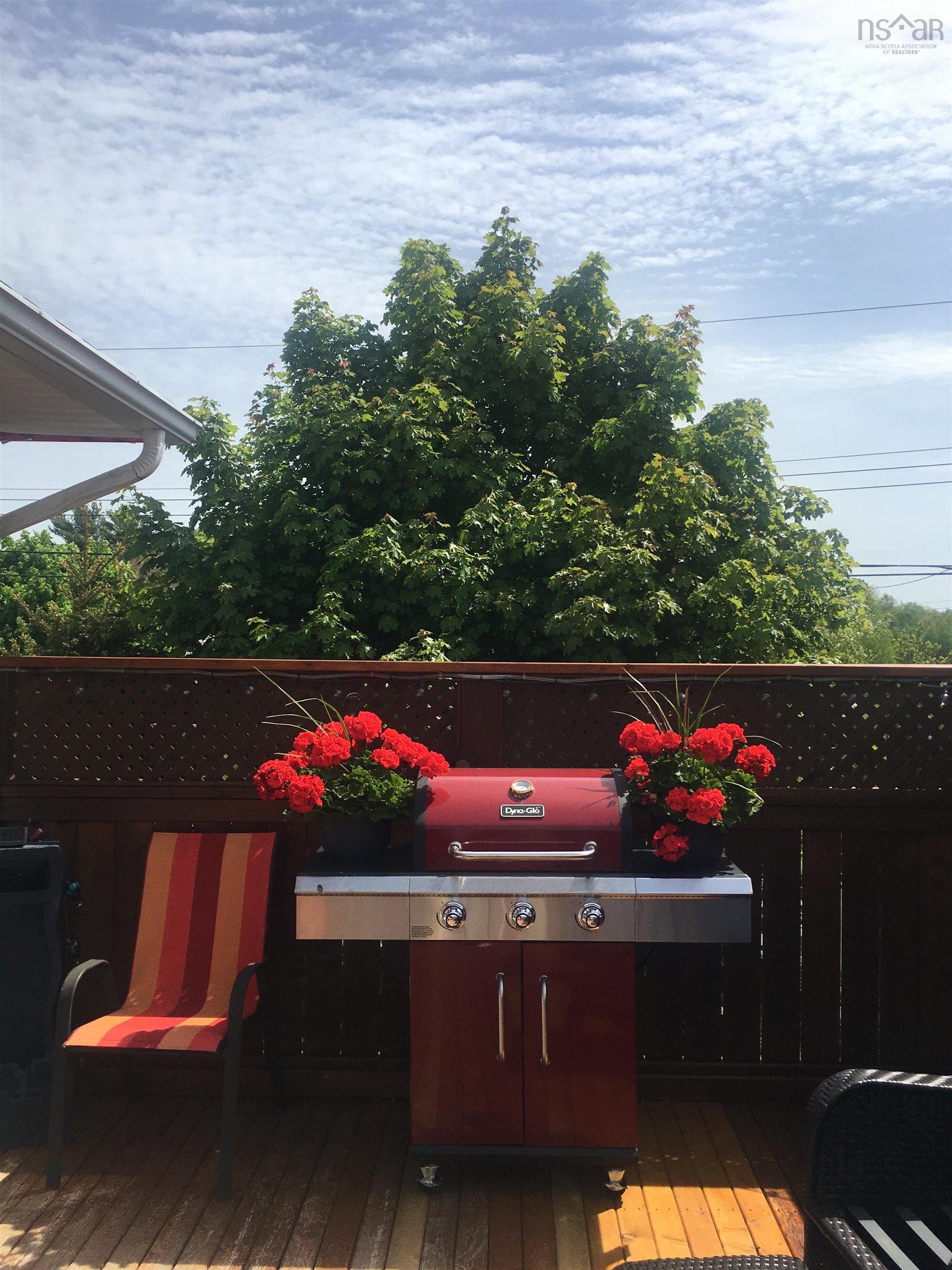 $739,900.00: 6 Caytyon Court, Dartmouth