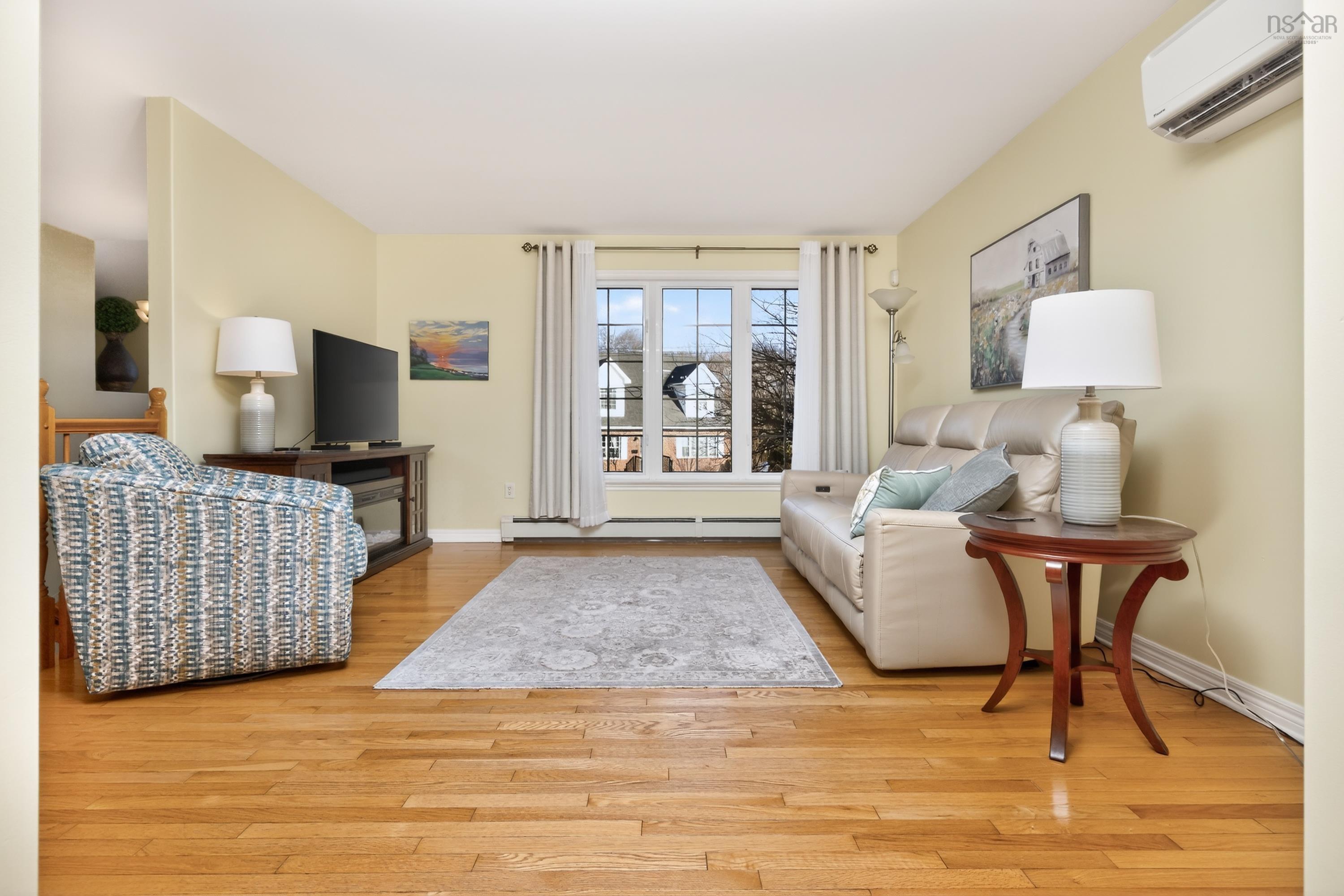 $739,900.00: 6 Caytyon Court, Dartmouth