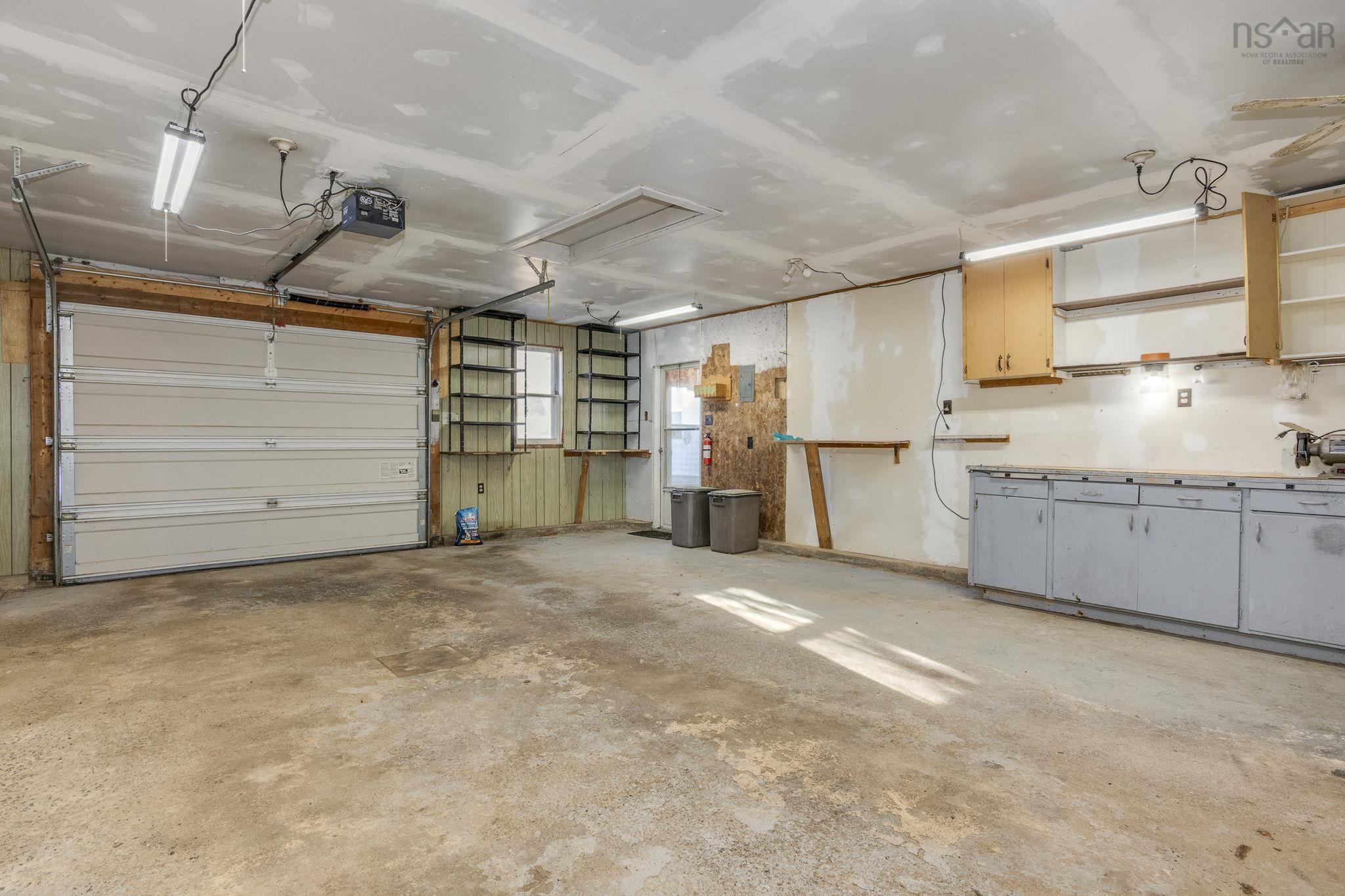 $300,000.00: 7966 Highway 10, Nictaux South