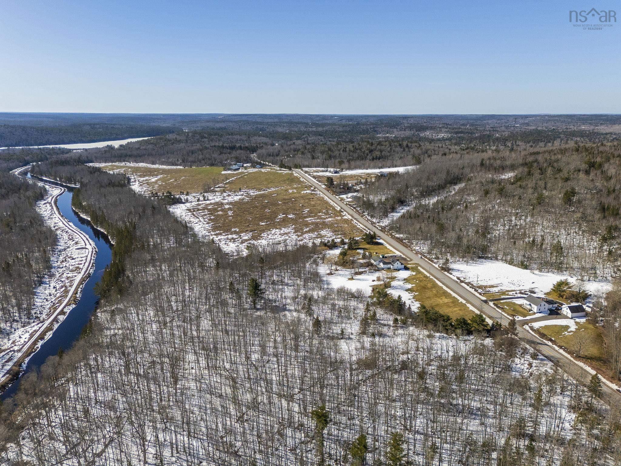 $300,000.00: 7966 Highway 10, Nictaux South