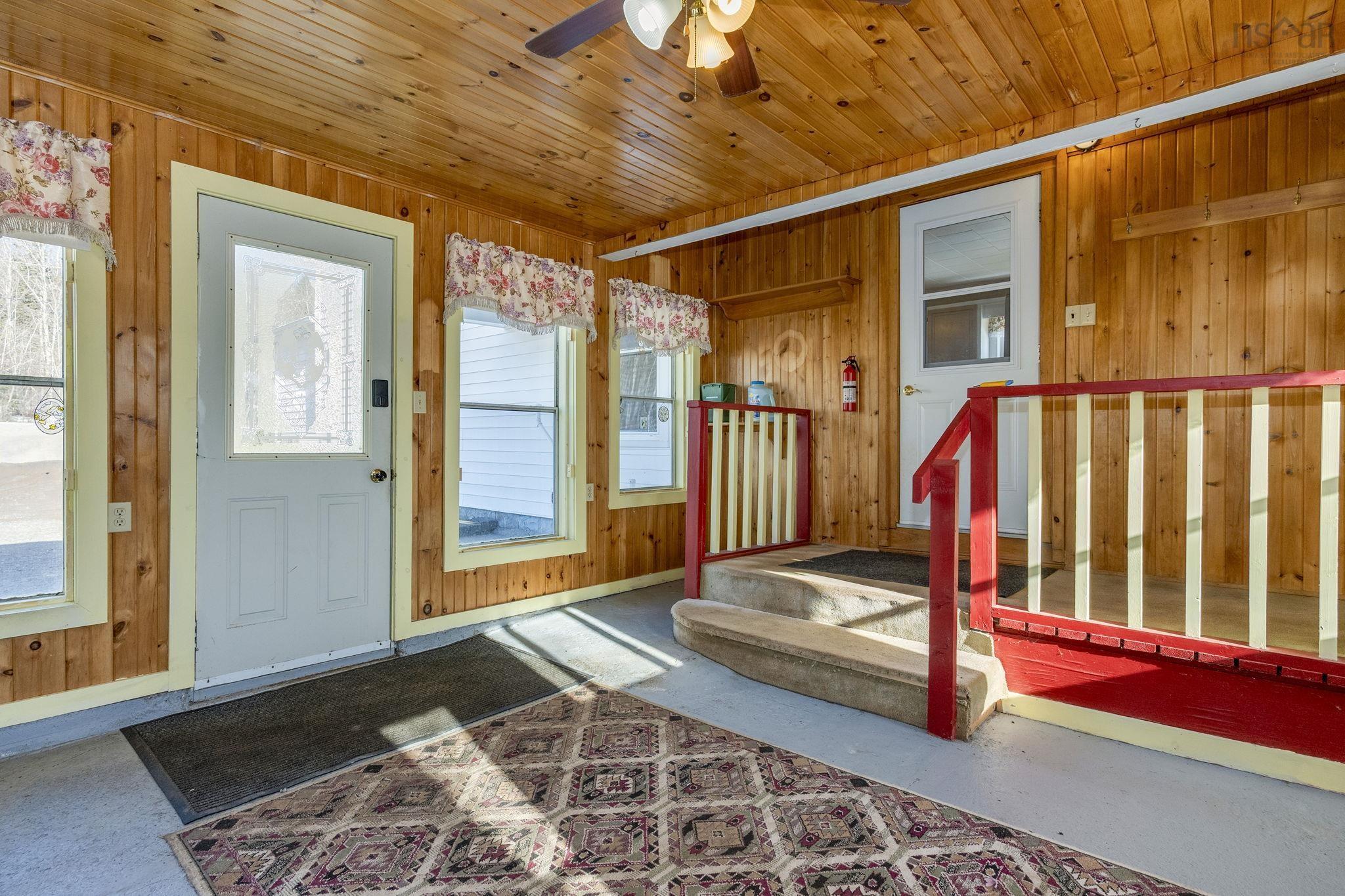 $300,000.00: 7966 Highway 10, Nictaux South