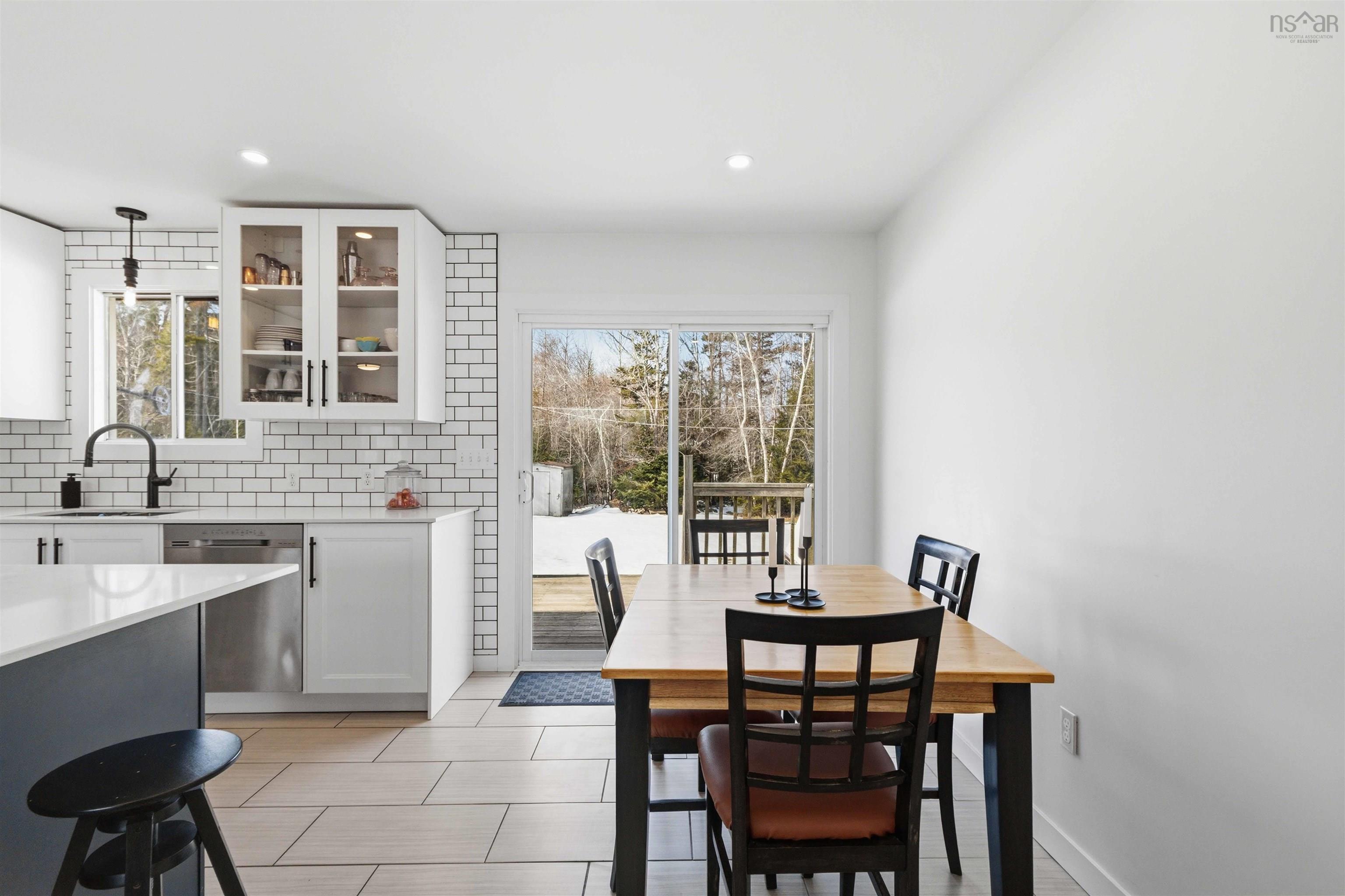 $549,900.00: 18 Charleswood Drive, Windsor Junction