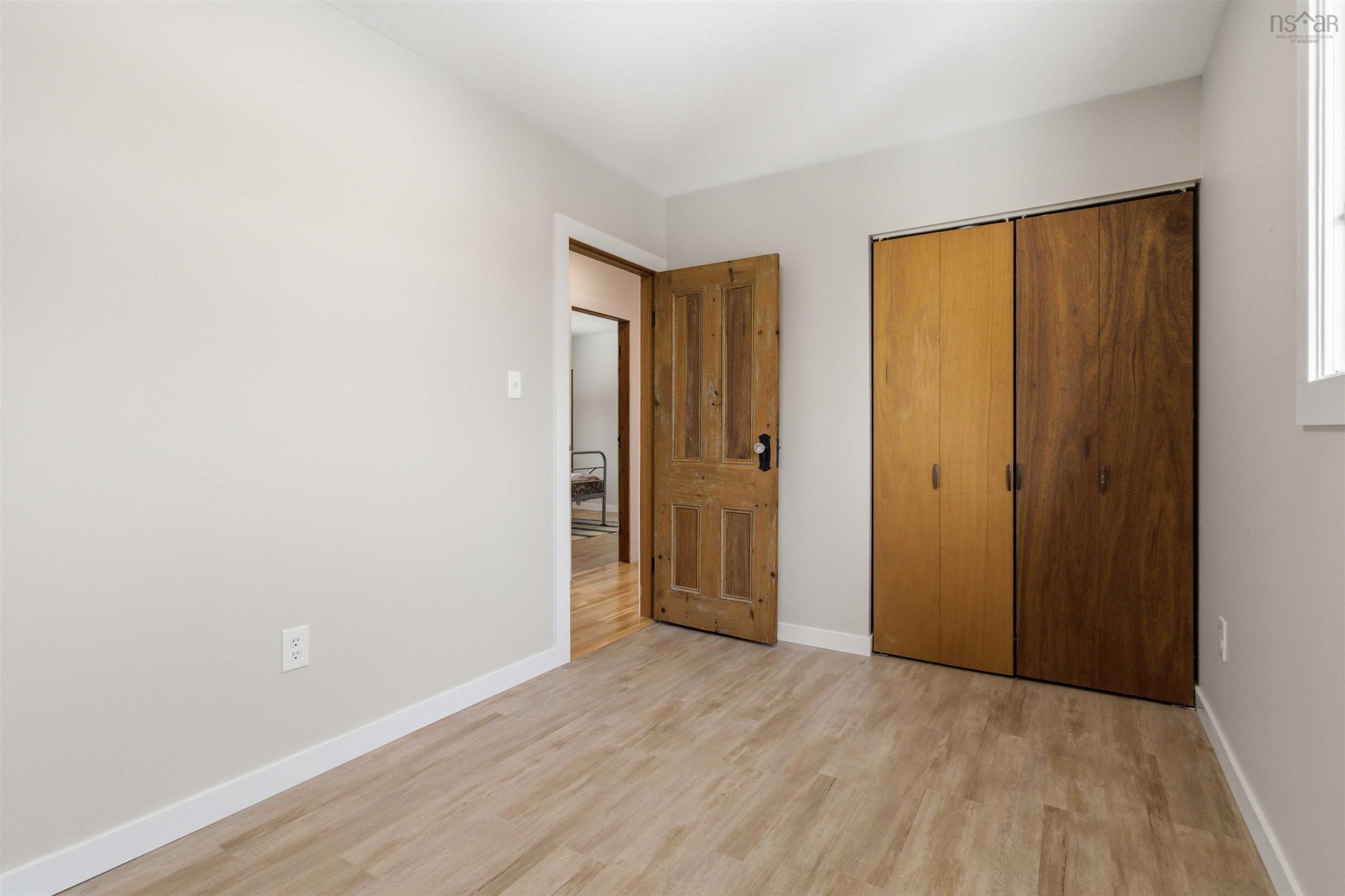 $549,900.00: 18 Charleswood Drive, Windsor Junction