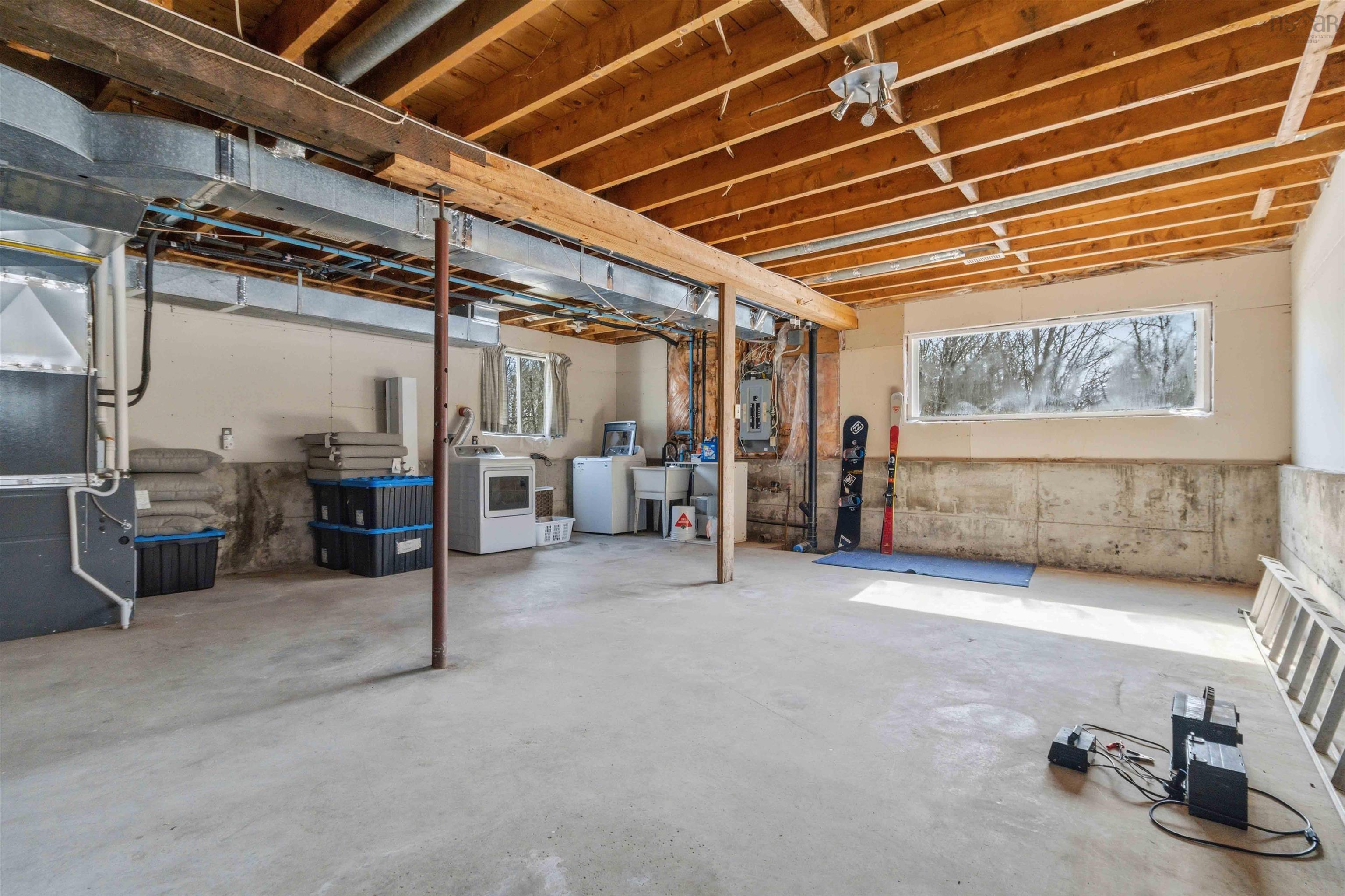 $549,900.00: 18 Charleswood Drive, Windsor Junction