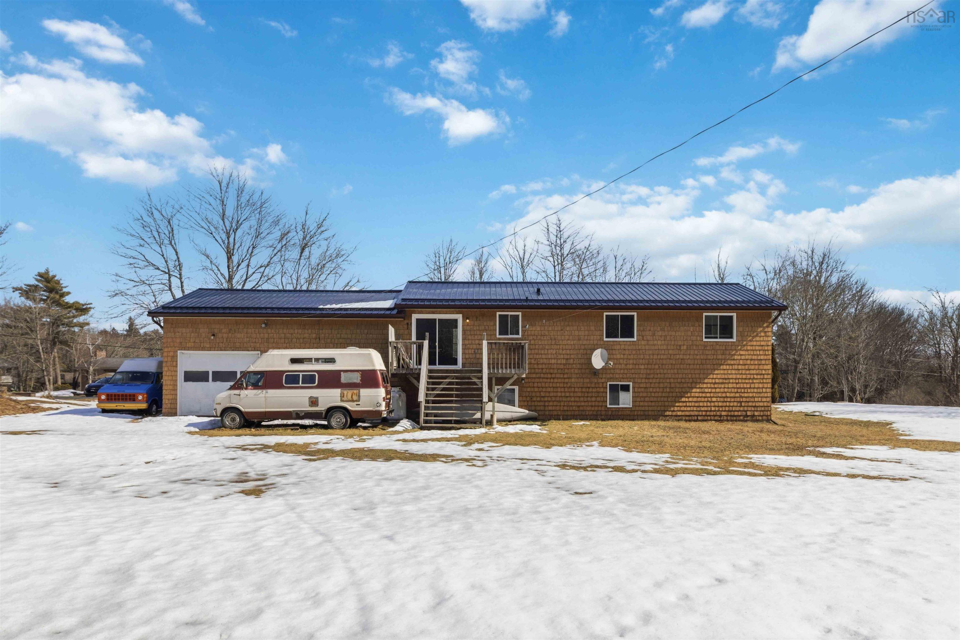 $549,900.00: 18 Charleswood Drive, Windsor Junction