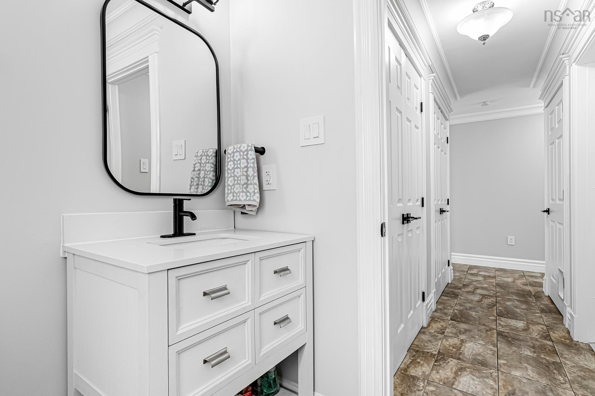 $885,000.00: 361 Portland Hills Drive, Dartmouth