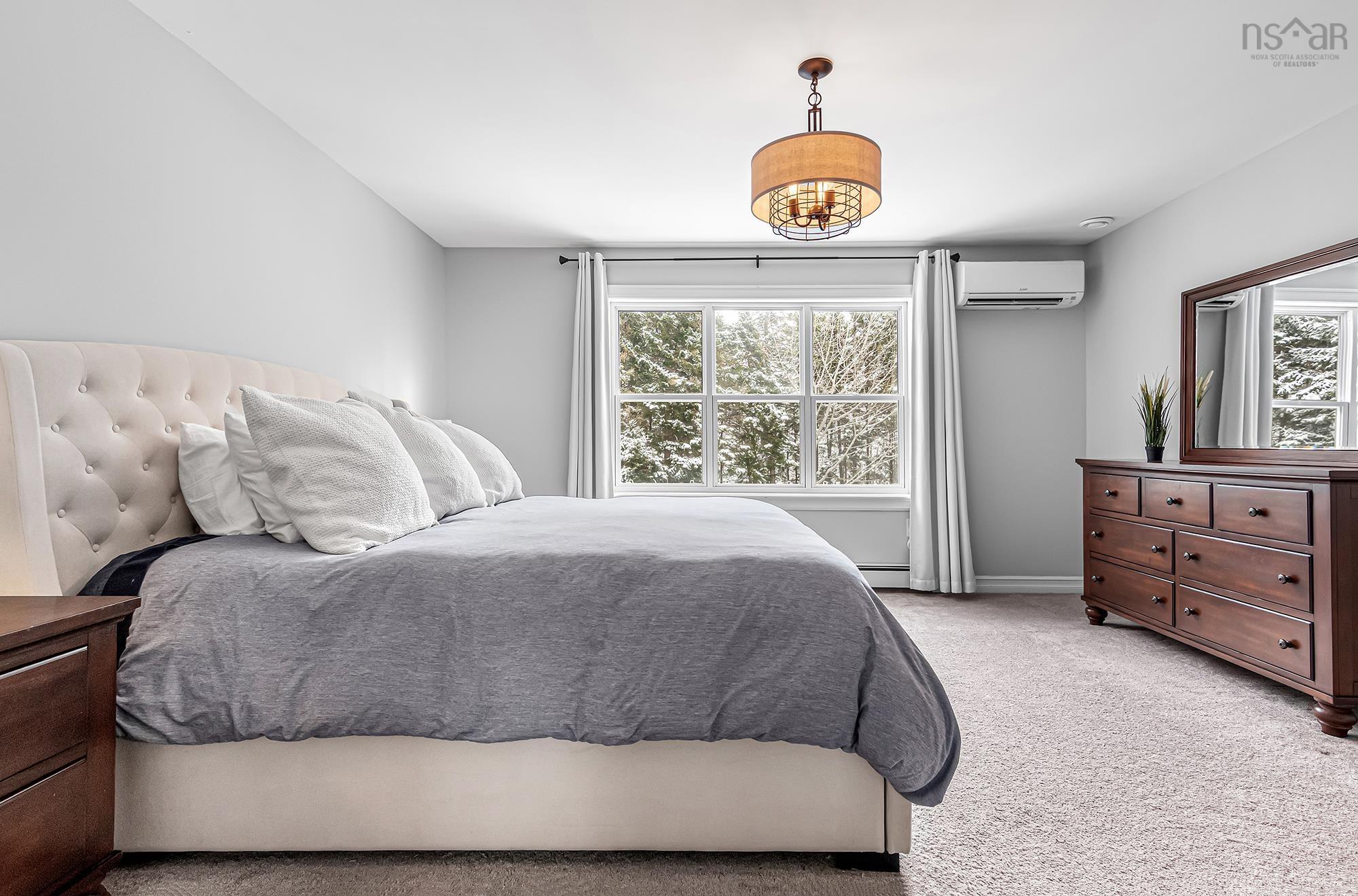 $885,000.00: 361 Portland Hills Drive, Dartmouth